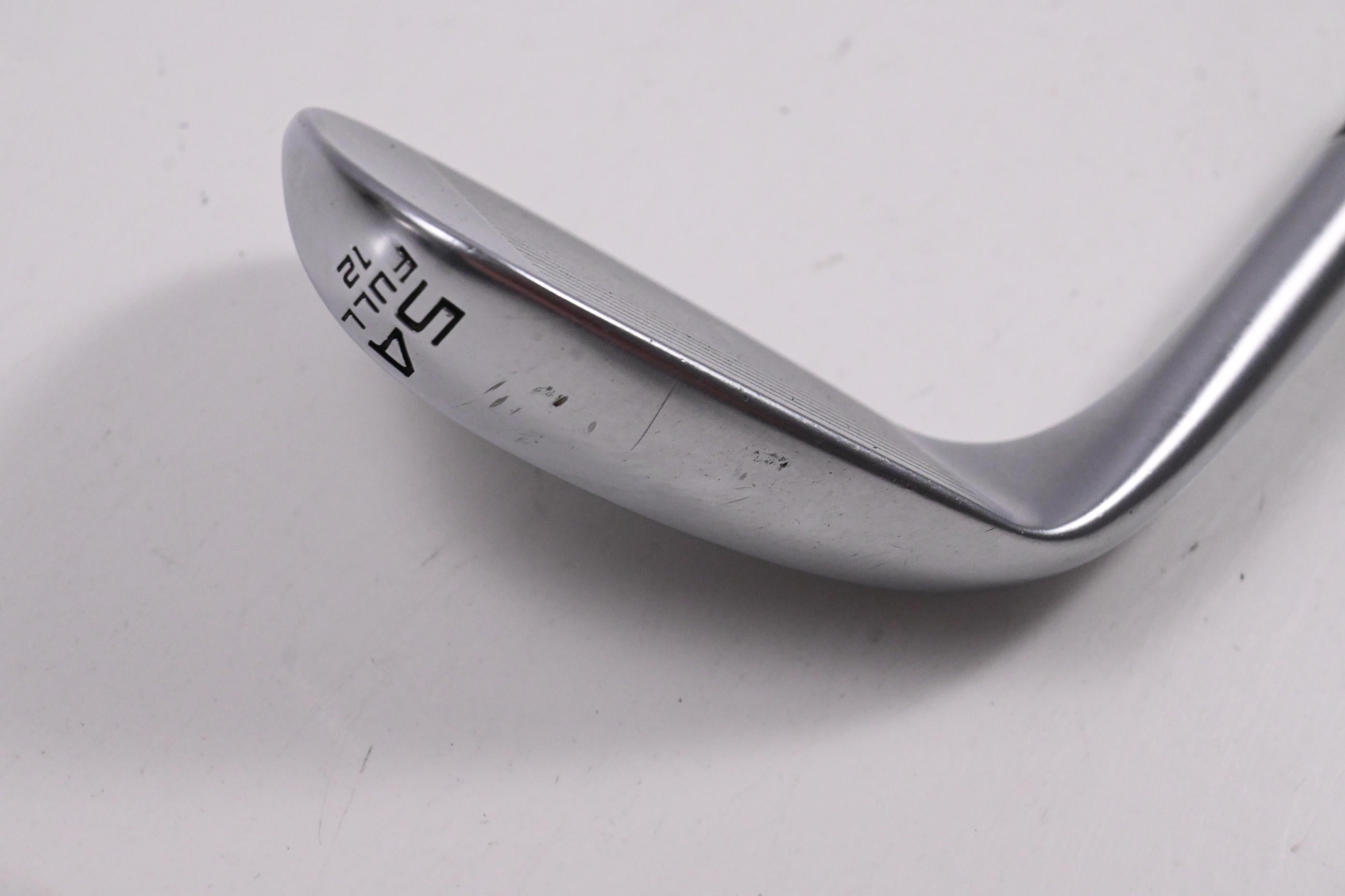 Cleveland RTX ZipCore Sand Wedge / 54 Degree / Wedge Flex Dynamic Gold Spinner