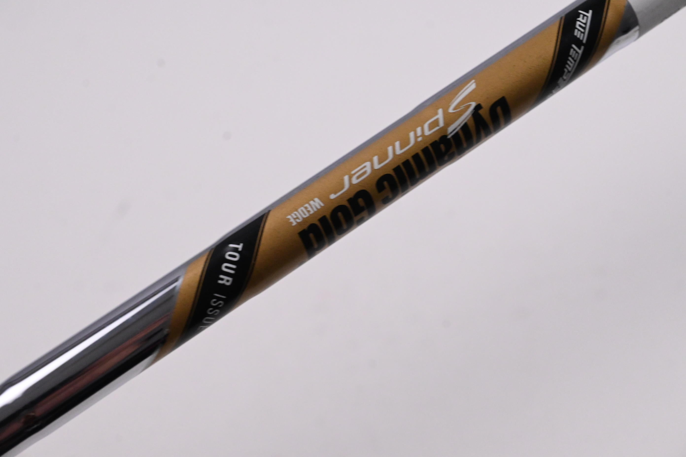 Cleveland RTX ZipCore Sand Wedge / 54 Degree / Wedge Flex Dynamic Gold Spinner