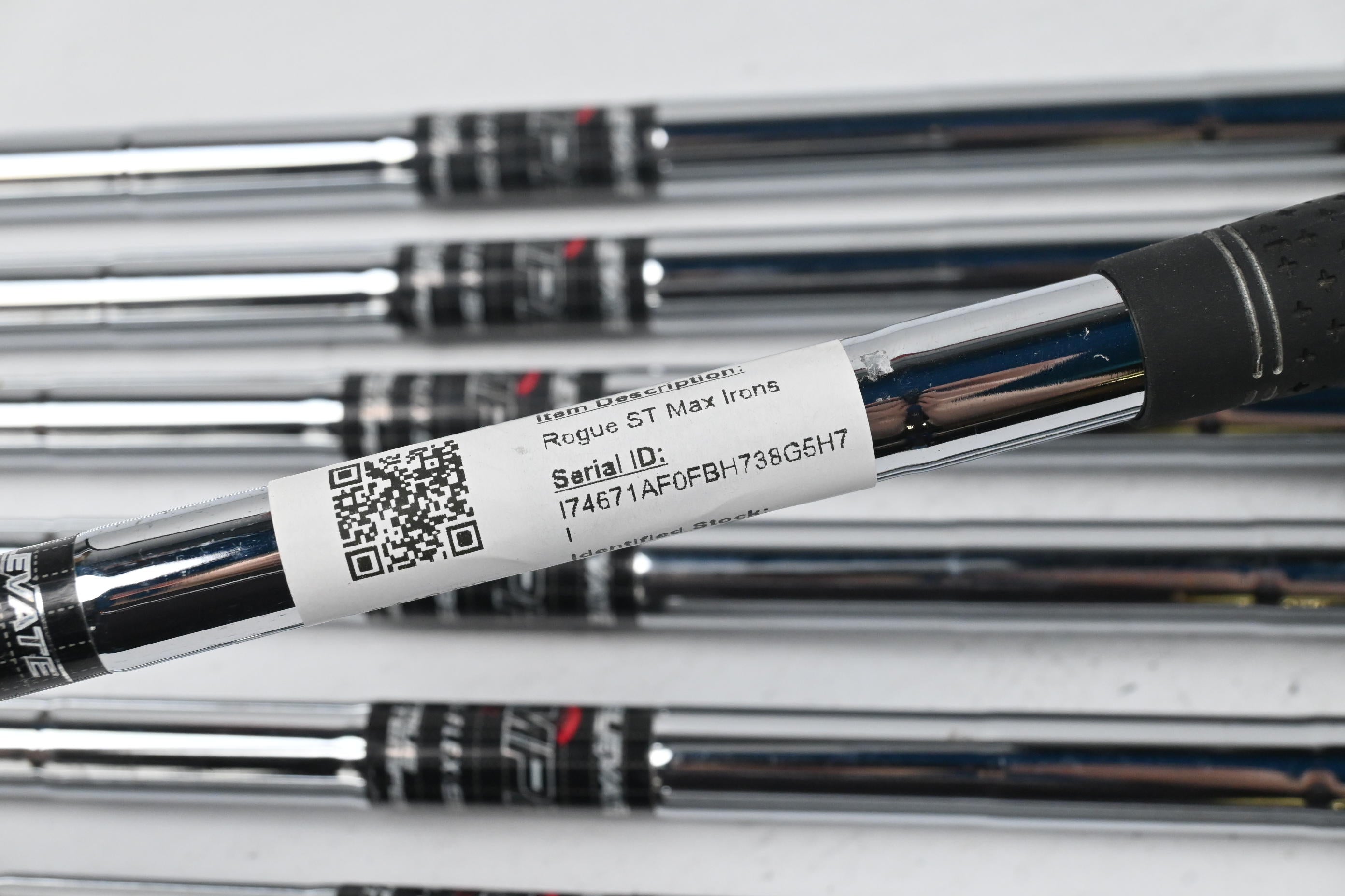 Callaway Rogue ST Max Irons / 5-PW+SW / Stiff Flex Elevate MPH 95 Shafts