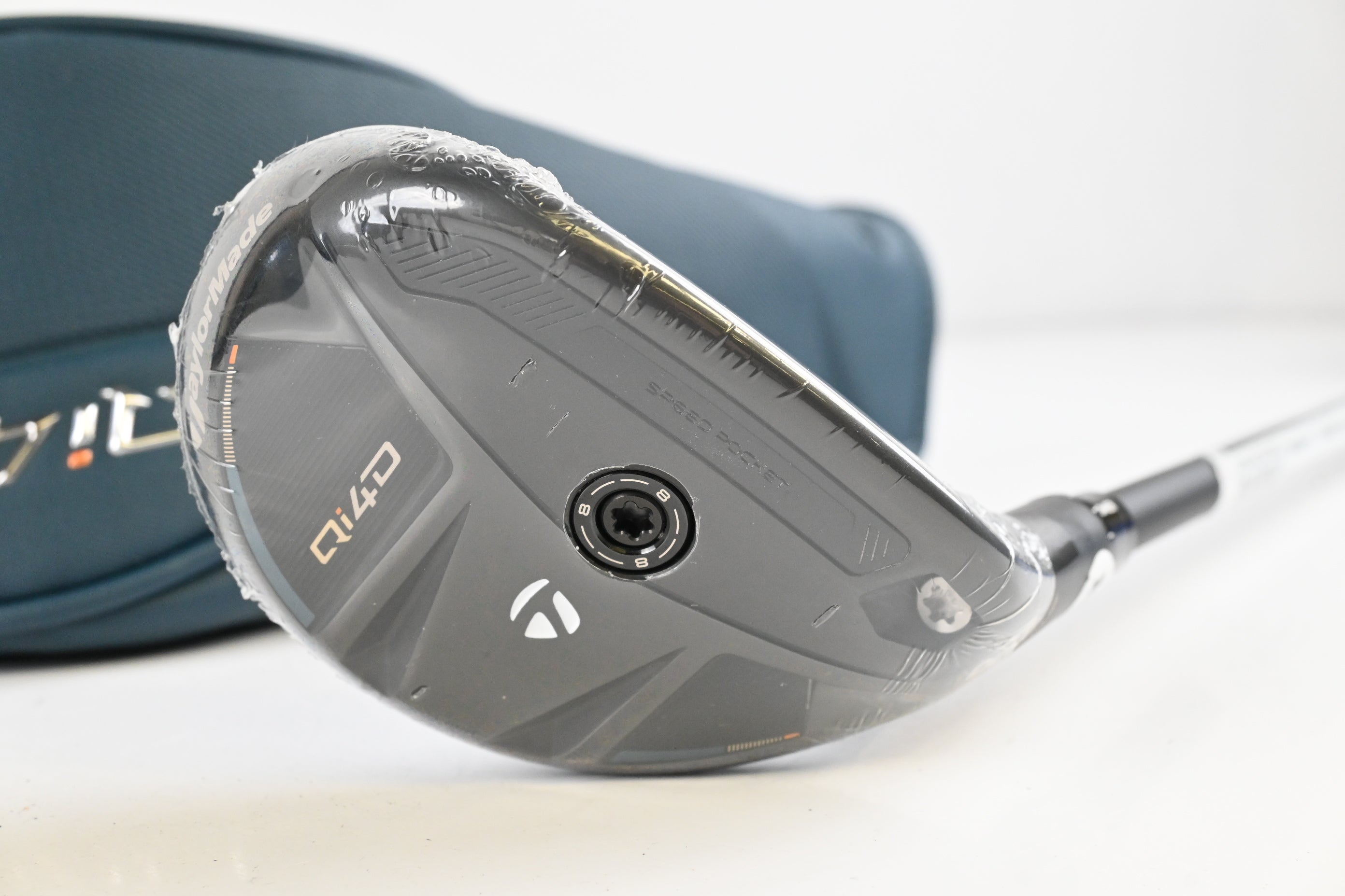 Taylormade Qi4D #4 Hybrid / 22 Degree / Regular Flex KBS REAX 65 Shaft