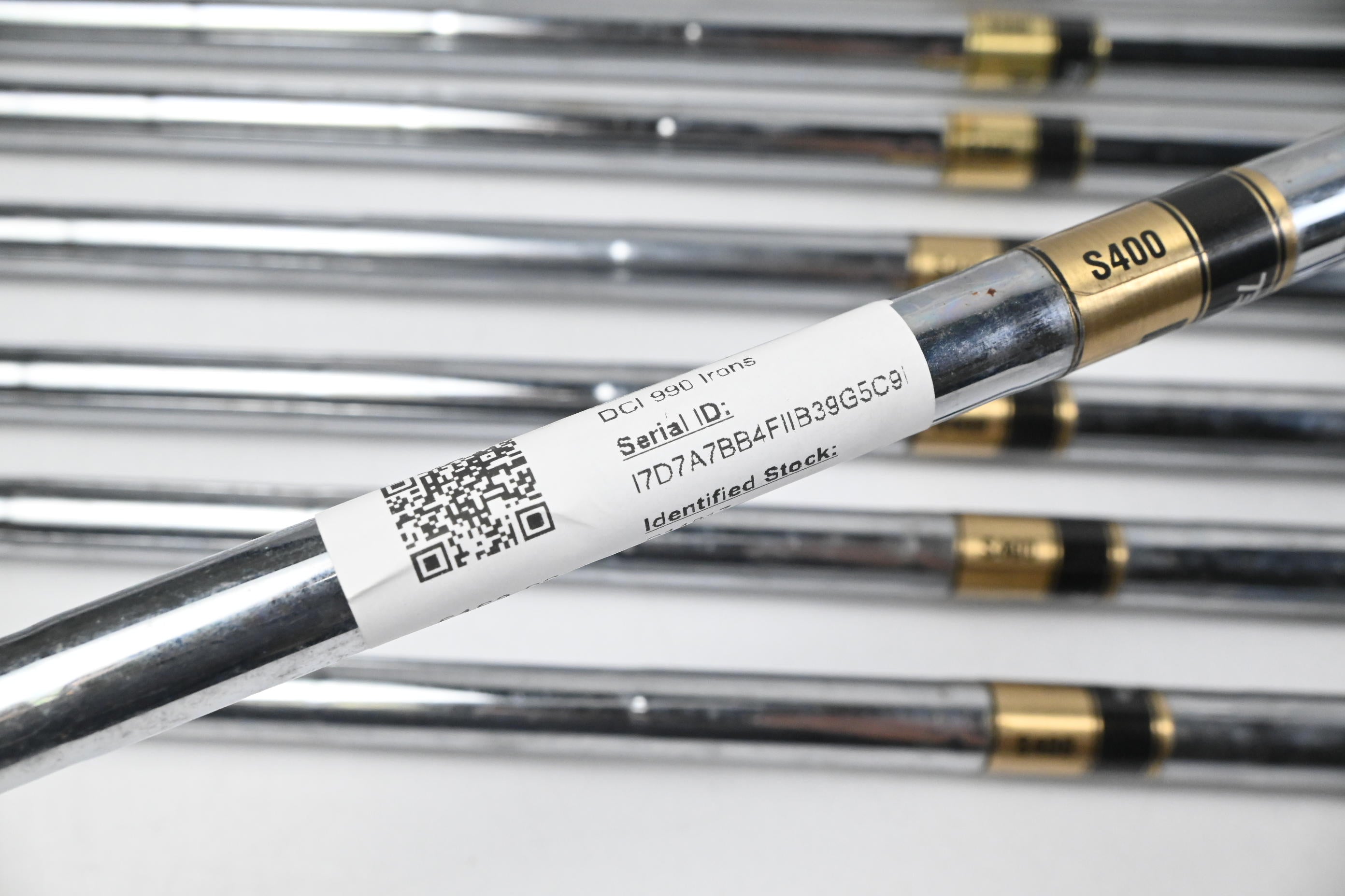 Titleist DCI 990 Irons / 2-PW / Stiff Flex Dynamic Gold S400 Shafts