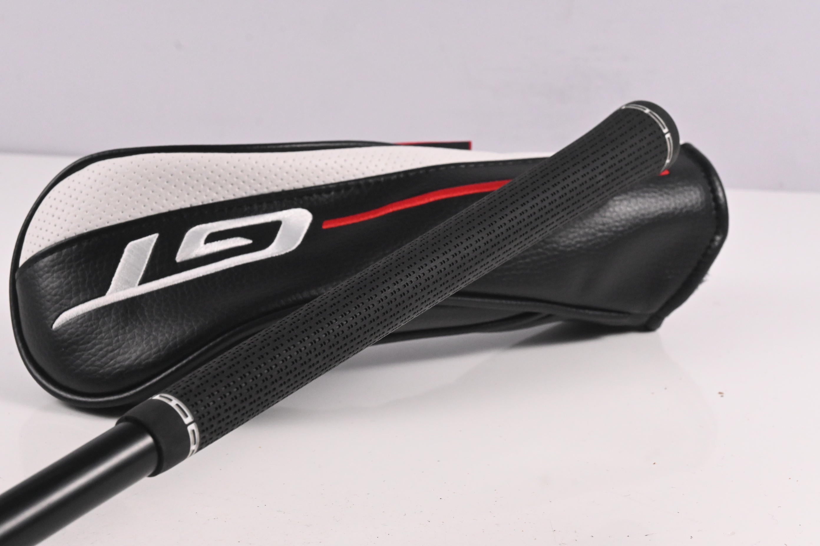 Titleist GT2 #3 Wood / 15 Degree / Stiff Flex HZRDUS Black 70 Shaft