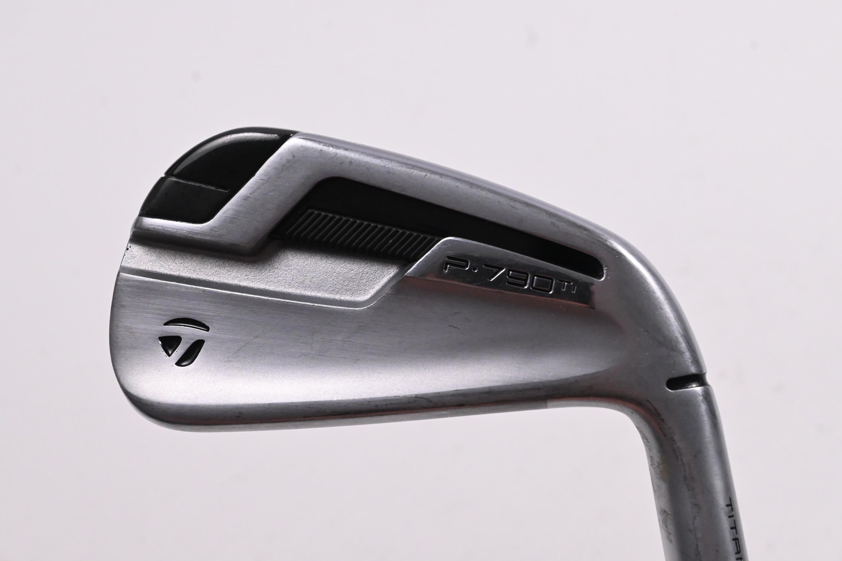 Taylormade P790 Ti #4 Iron / 19 Degree / Regular Flex Dynamic Gold 105 R300
