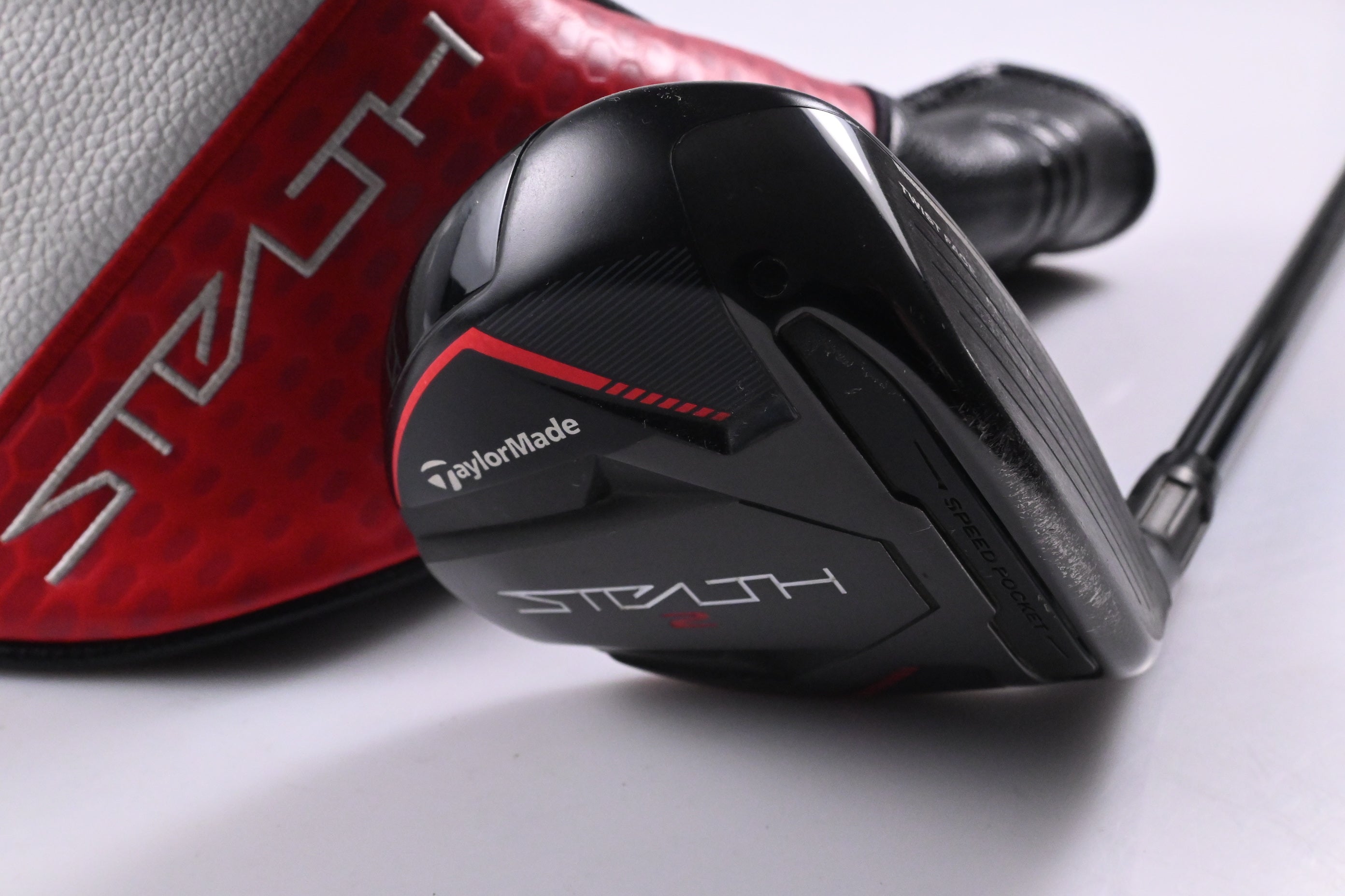 Taylormade Stealth 2 #5 Wood / 18 Degree / X-Flex Mitsubishi Kai'li Red 75 Shaft