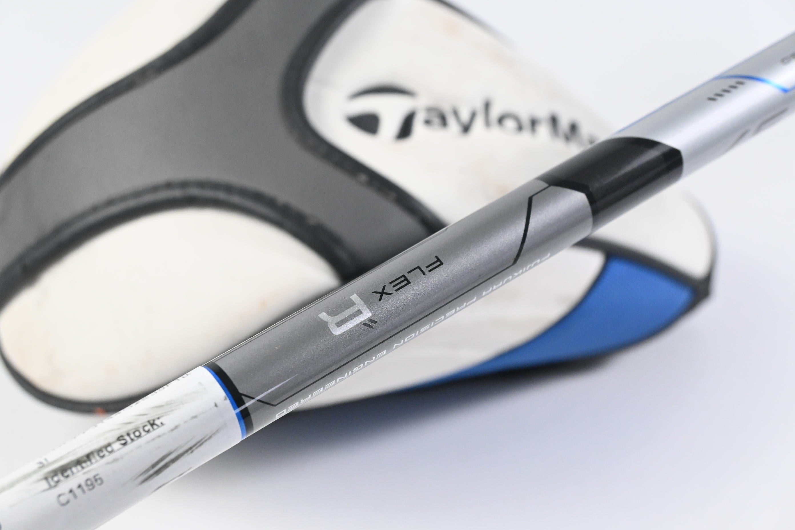 Taylormade SLDR-S Driver / 16 Degree / Regular Flex Fujikura Speeder 57 Shaft