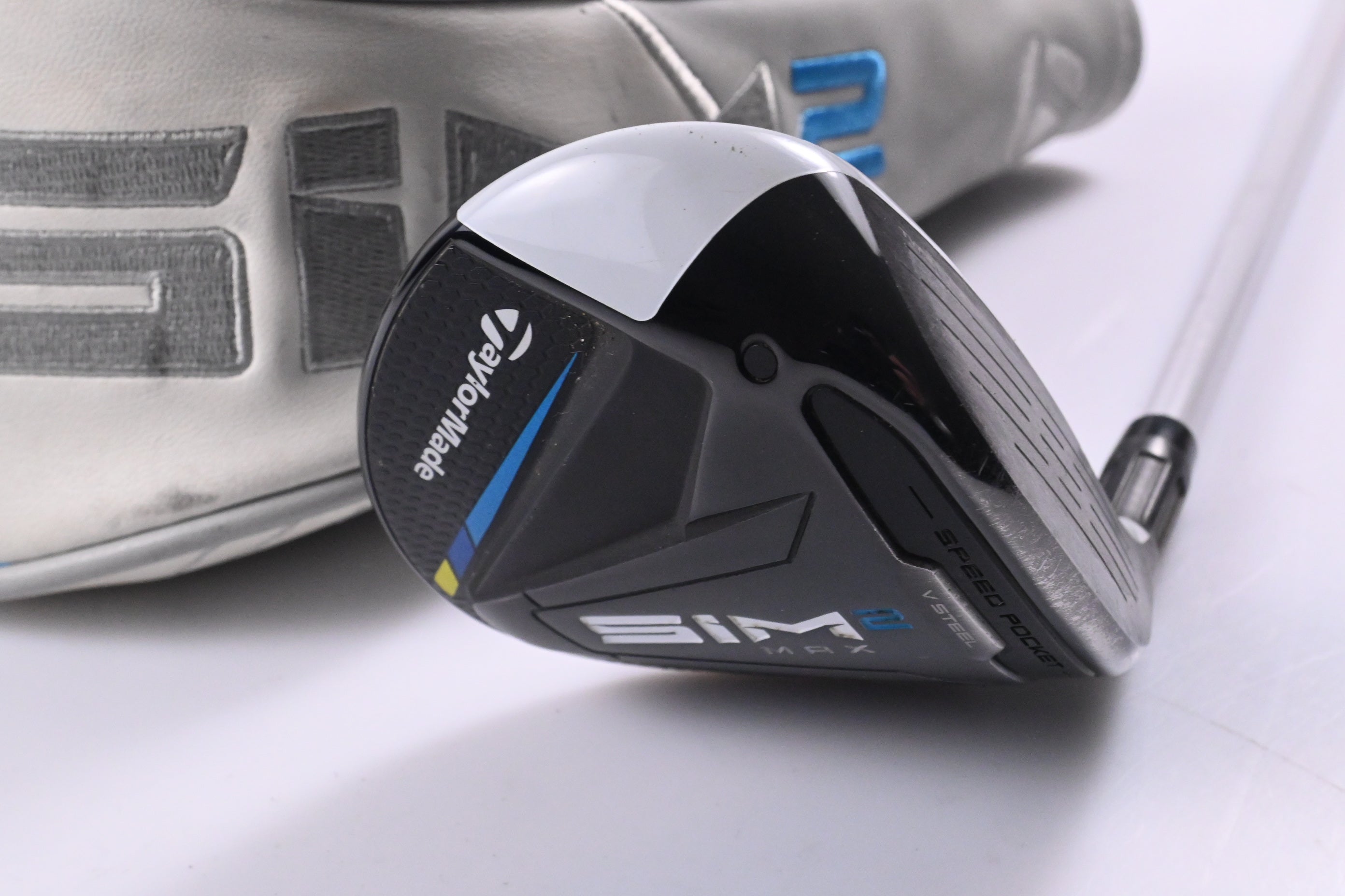 Ladies Taylormade SIM2 Max #5 Wood / 18 Degree / Ladies Flex Aldila NV 45 Shaft