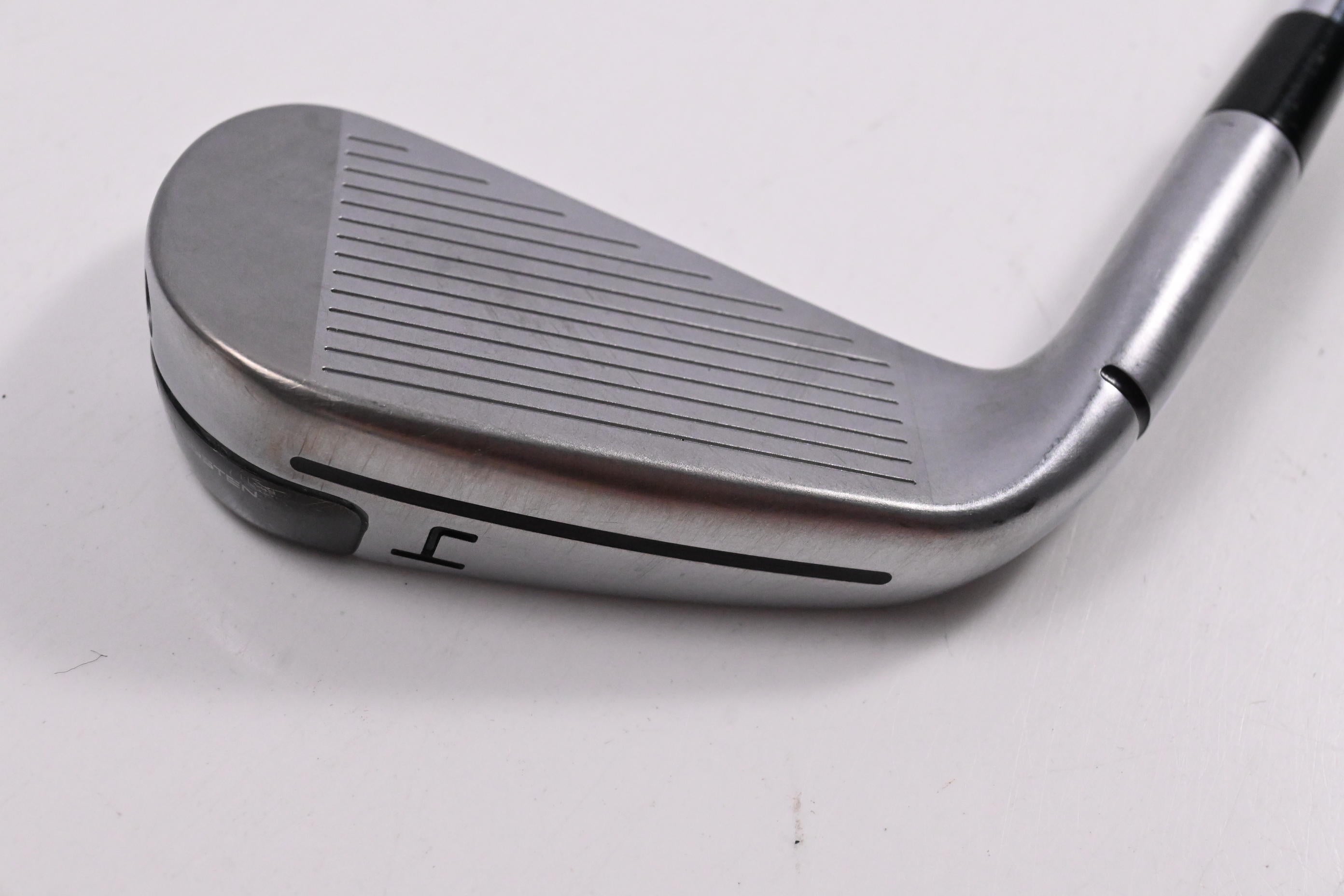 Taylormade P790 Ti #4 Iron / 19 Degree / Regular Flex Dynamic Gold 105 R300
