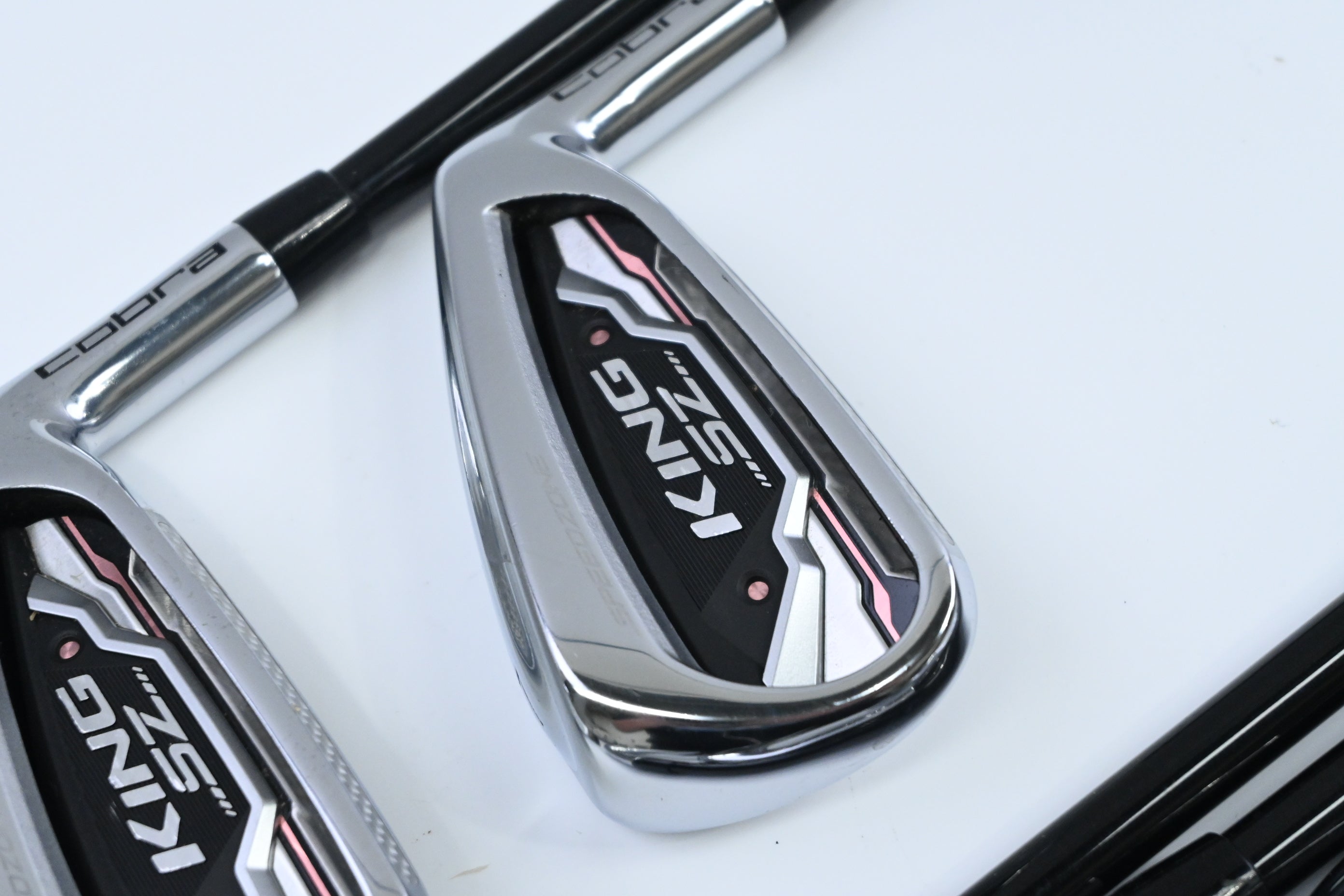 Ladies Cobra King Speedzone Irons / 6-PW / Ladies Flex Fujikura Atmos Pink 55