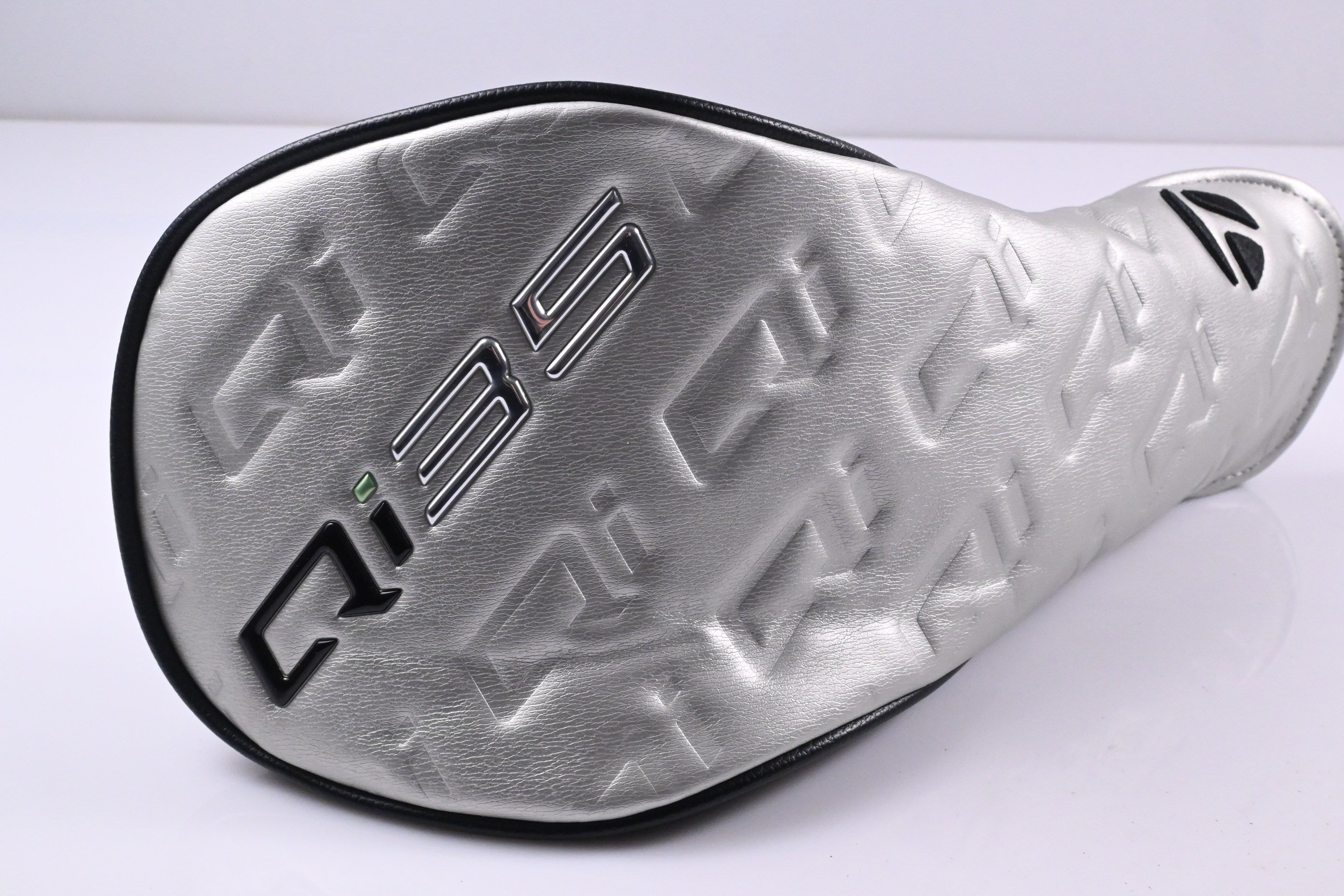 Taylormade Qi35 LS Driver / 9 Degree / Regular Flex Kai'li Red 60 Shaft