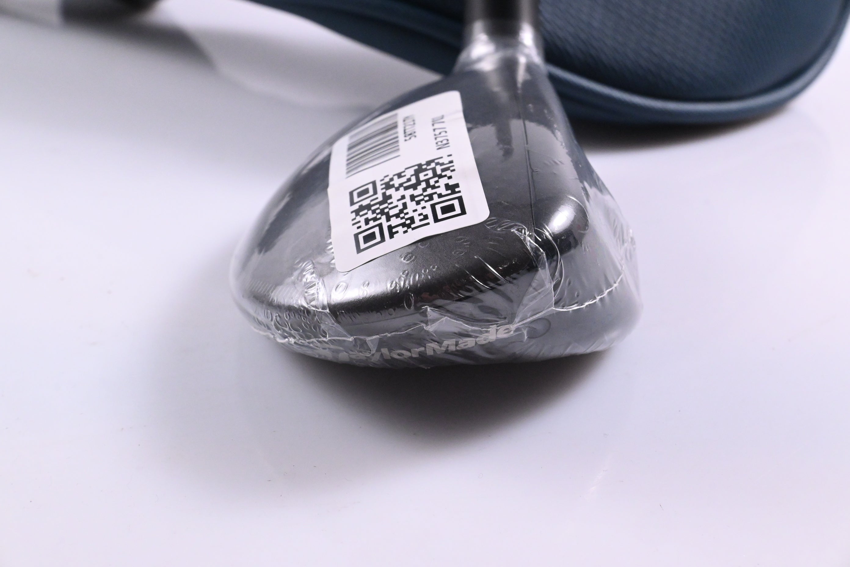 Taylormade Qi4D #4 Hybrid / 22 Degree / Stiff Flex REAX By KBS 75 Shaft