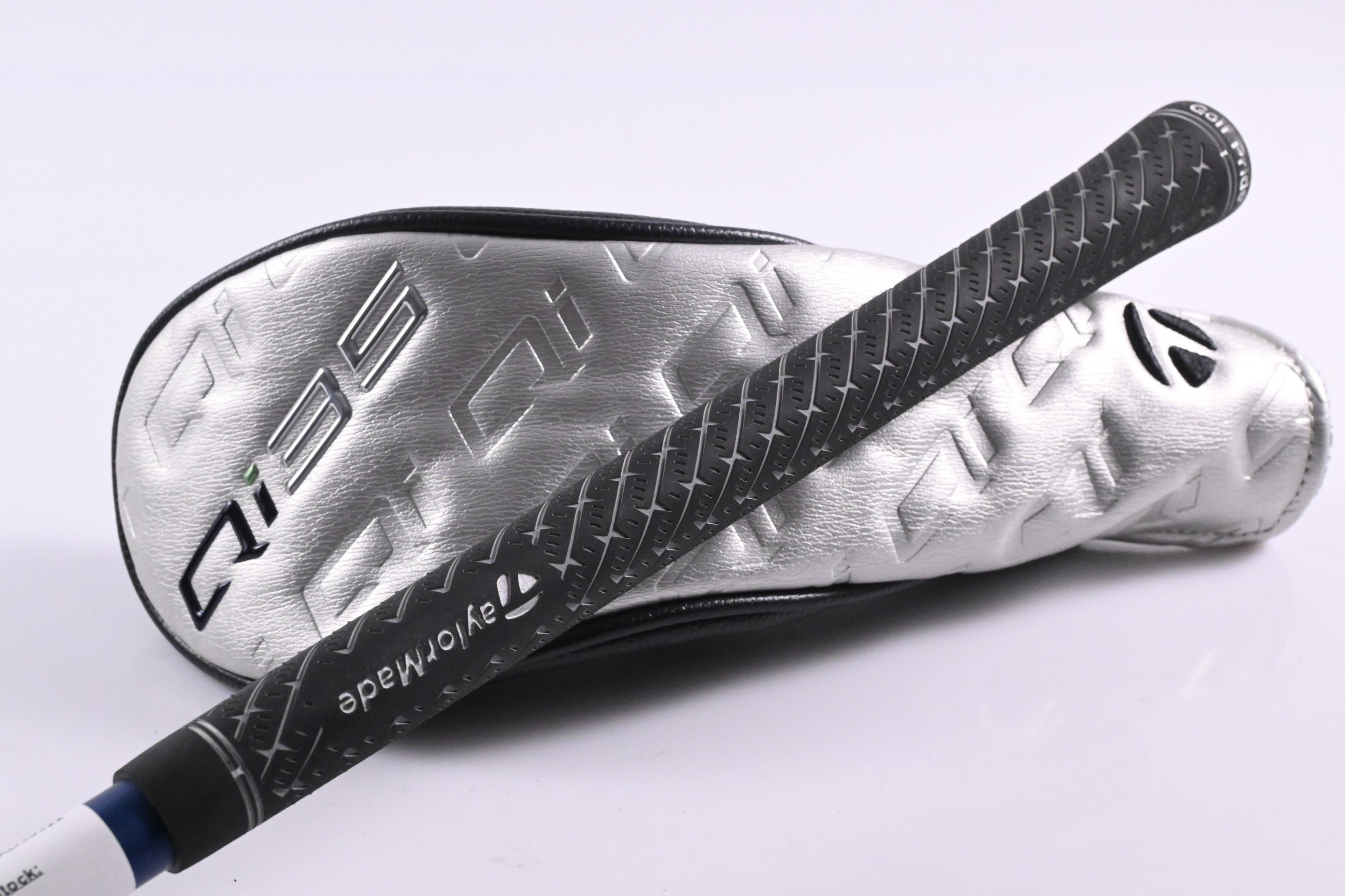 Taylormade Qi35 #4 Hybrid / 22 Degree / Regular Flex Fujikura Ventus Blue 7