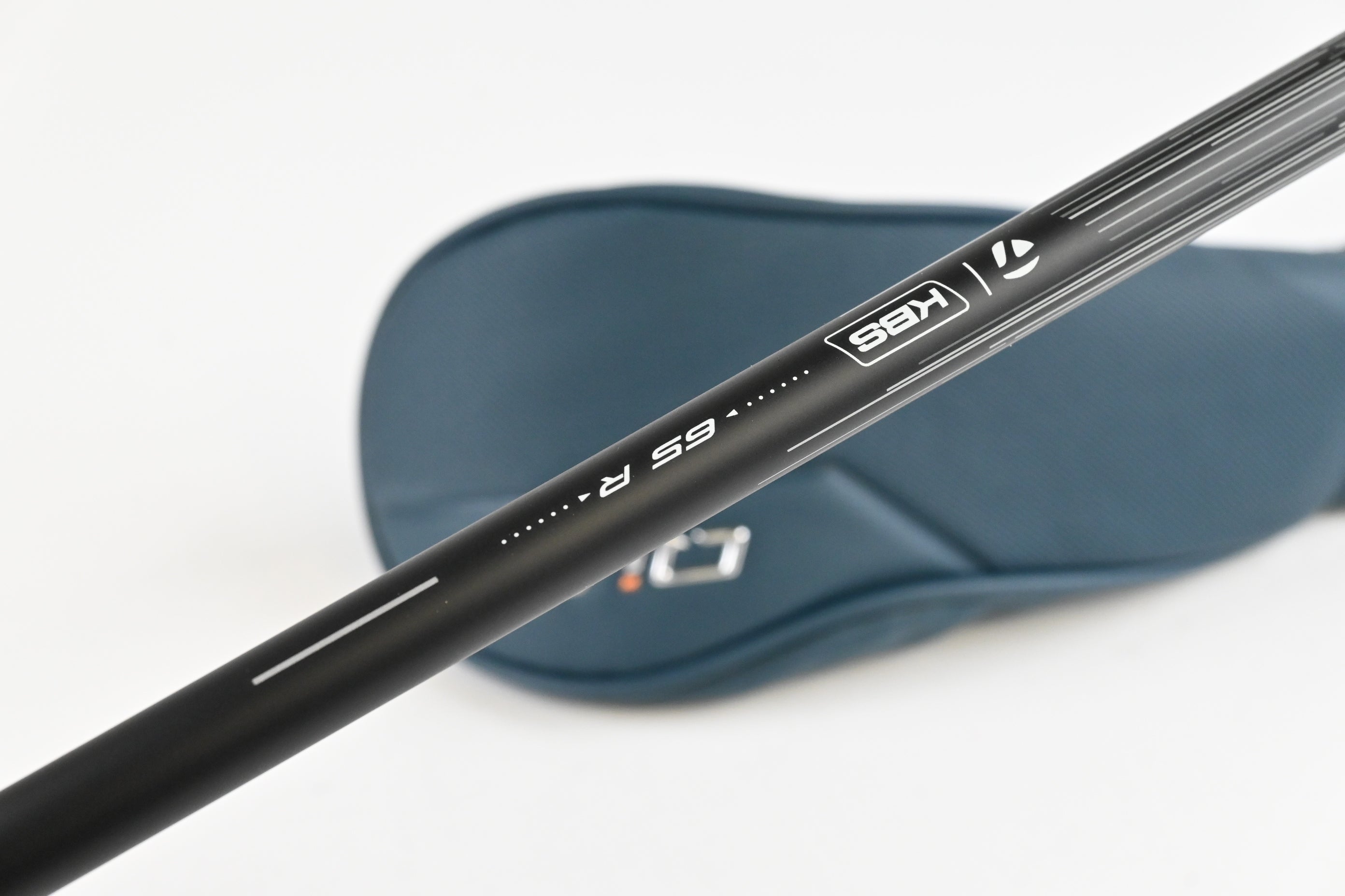 Taylormade Qi4D #4 Hybrid / 22 Degree / Regular Flex KBS REAX 65 Shaft