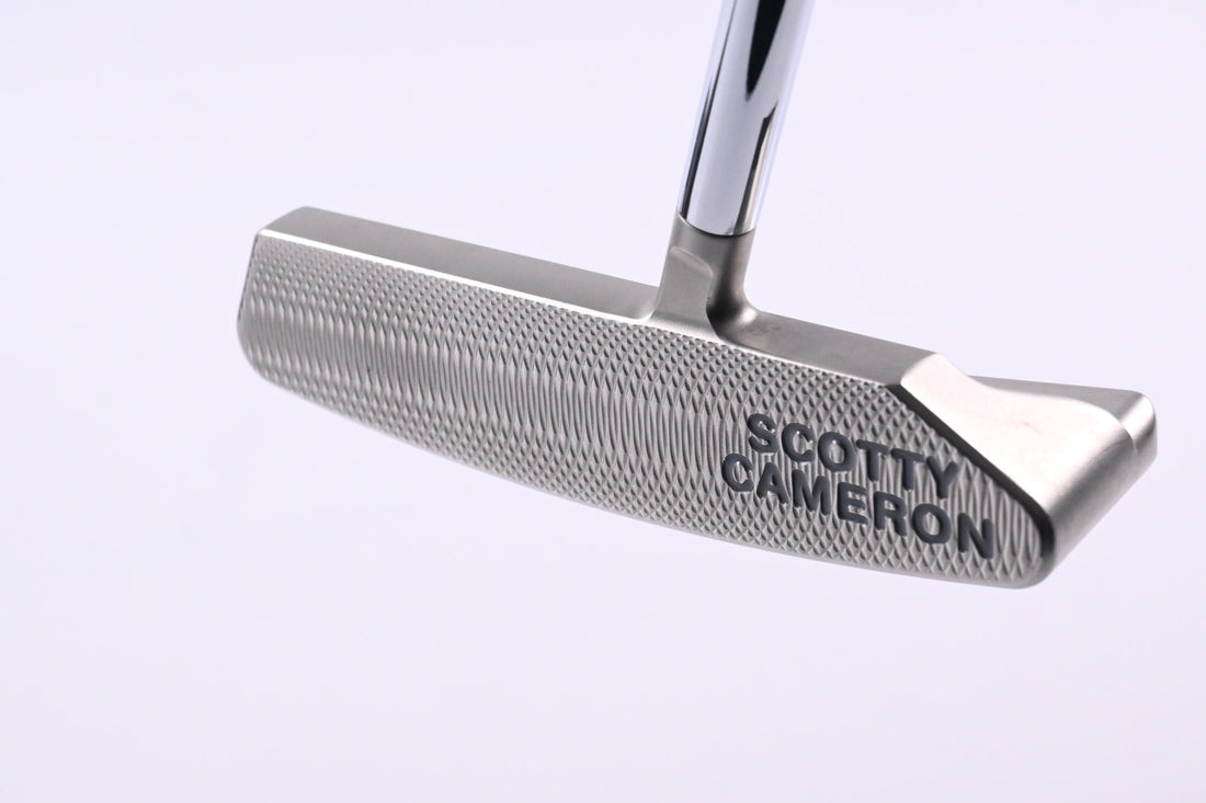 Scotty Cameron Circle T Tour Only Newport 2.6 Putter / 35 Inch