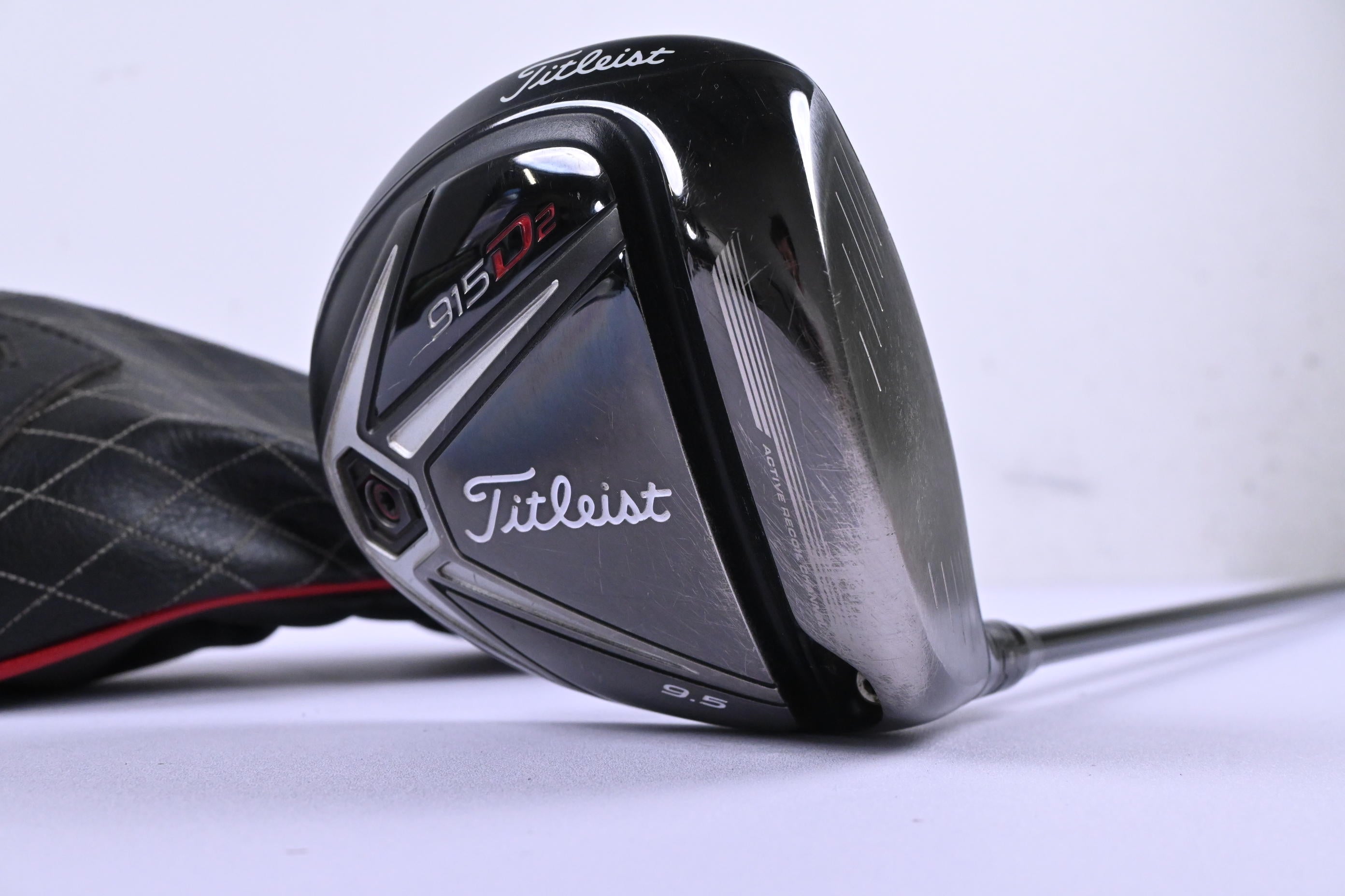 Titleist 915 D2 Driver / 9.5 Degree / Stiff Flex Kuro Kage 60 Shaft