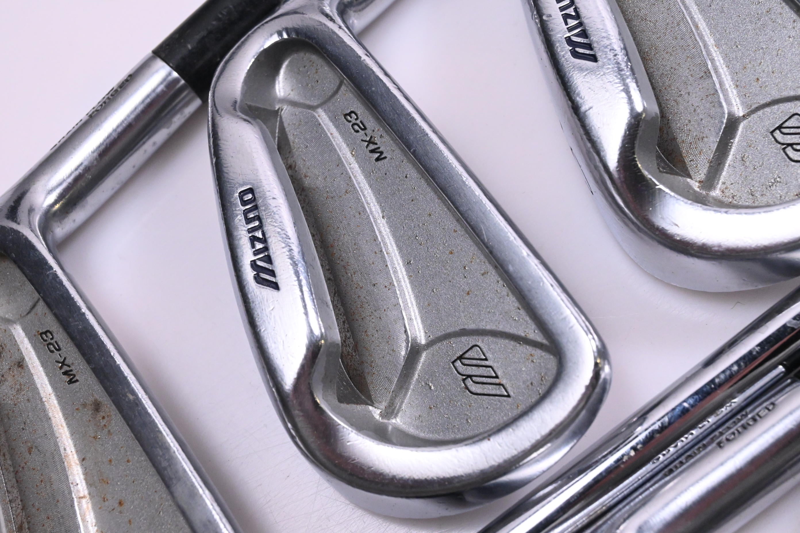 Mizuno MX-23 Irons / 3-PW / Regular Flex Dynamic Gold R400 Shafts