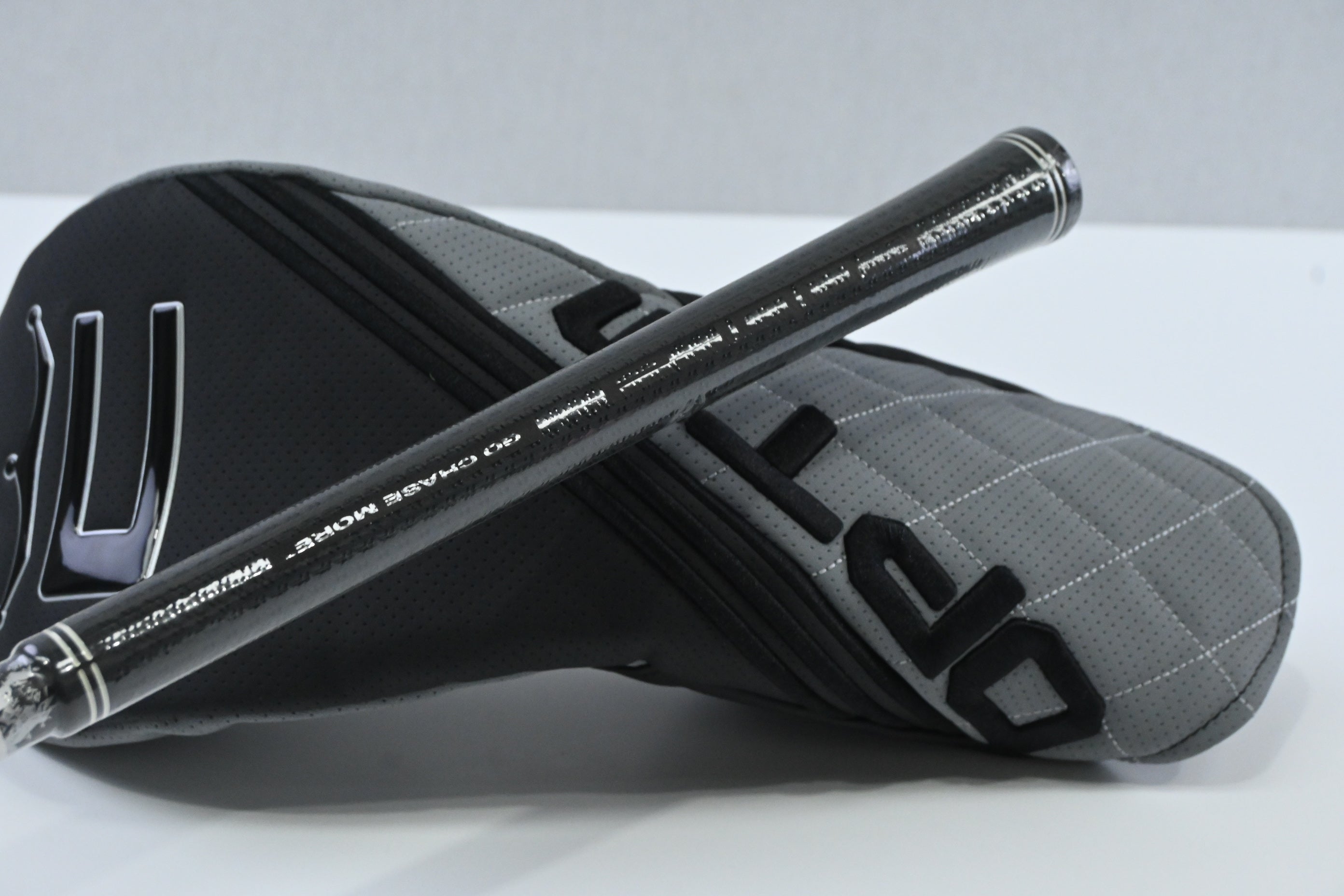 Cobra OPTM MAX-K Driver / 10.5 Degree / Stiff Denali Frost Black 60