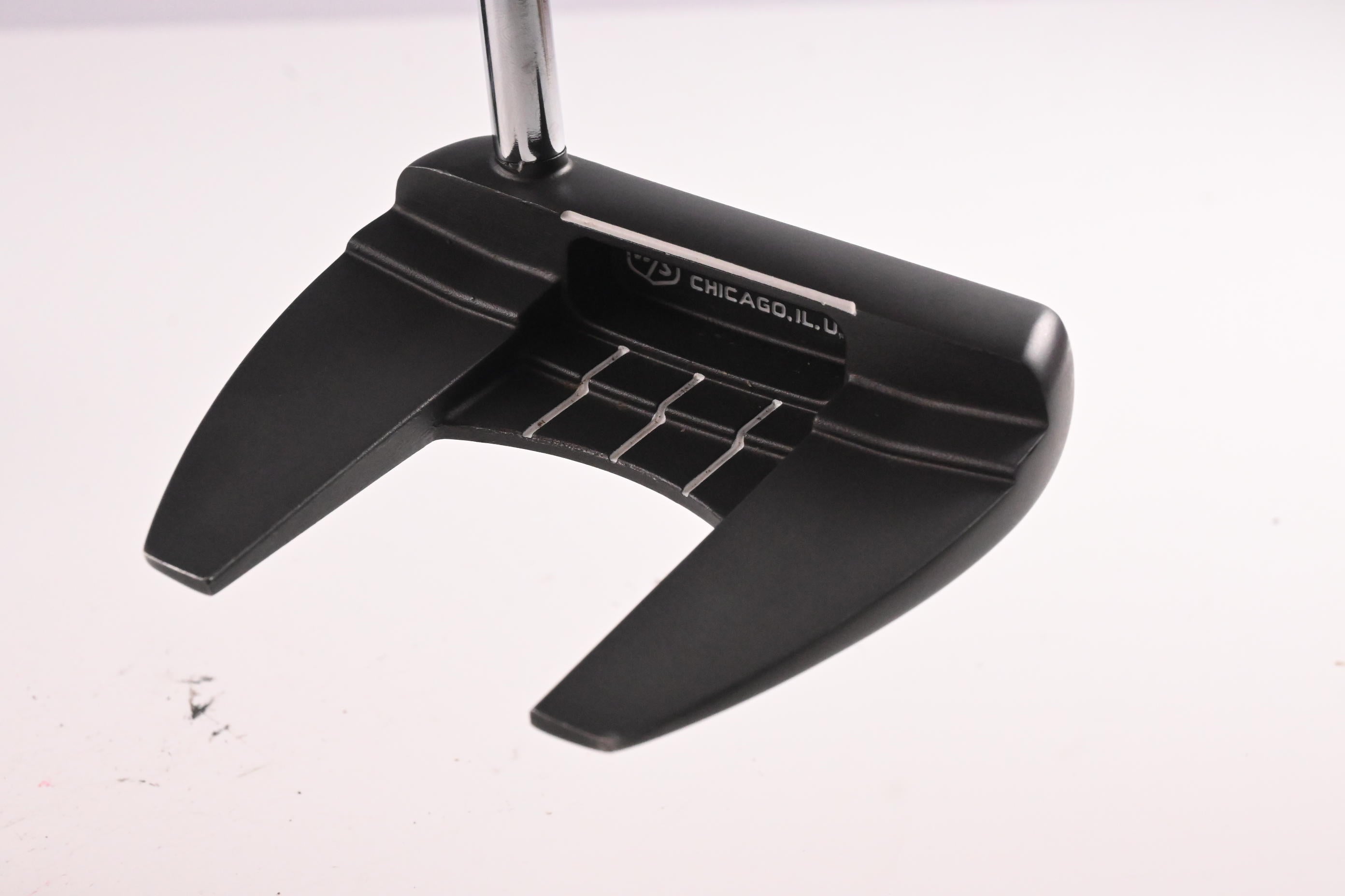 Wilson Staff Infinite 2018 Bucktown Putter / 34 Inch