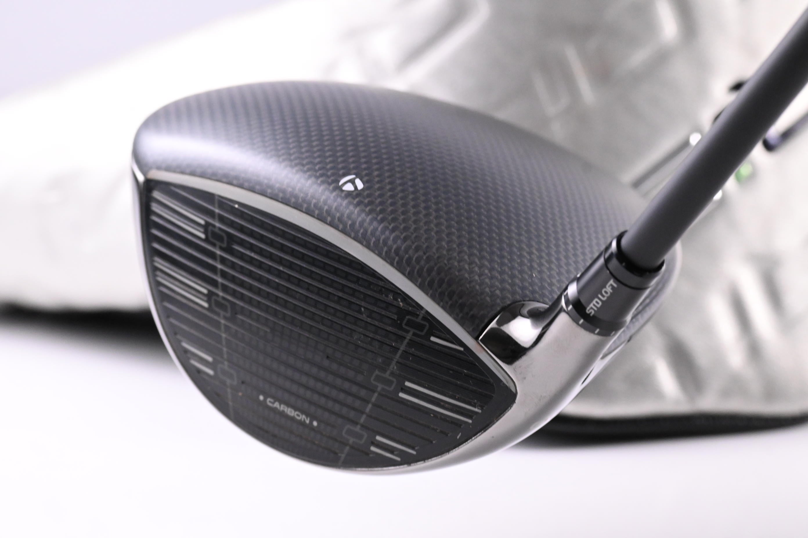 Taylormade Qi35 Driver / 12 Degree / Regular Flex Kai'li Darkwaves Blue CB 60