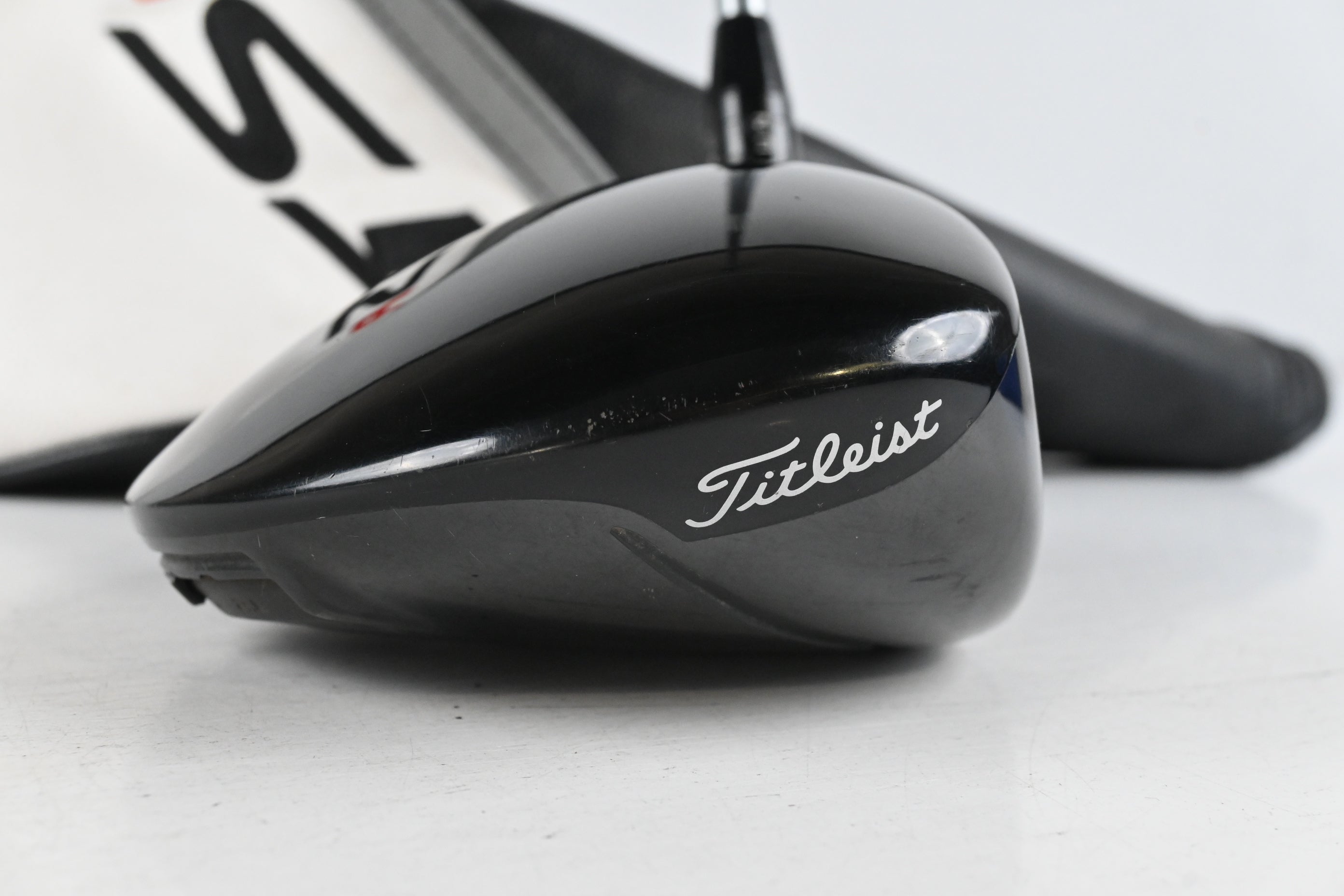 Titleist TSR3 Driver / 9 Degree / Regular Flex Fujikura Air Speeder 40 Shaft