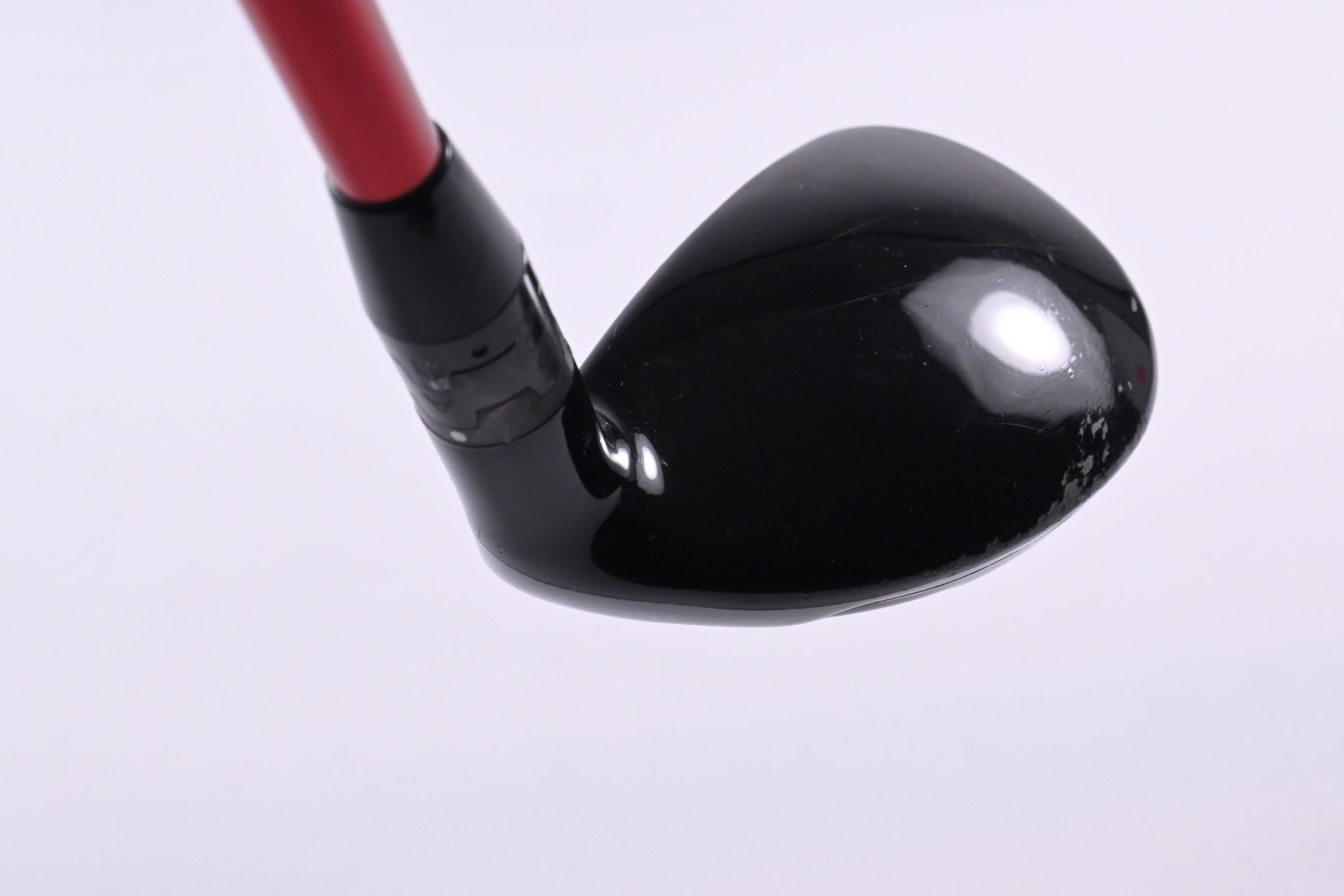 Titleist 910H #4 Hybrid / 24 Degree / Regular Flex Bassara 60 Shaft