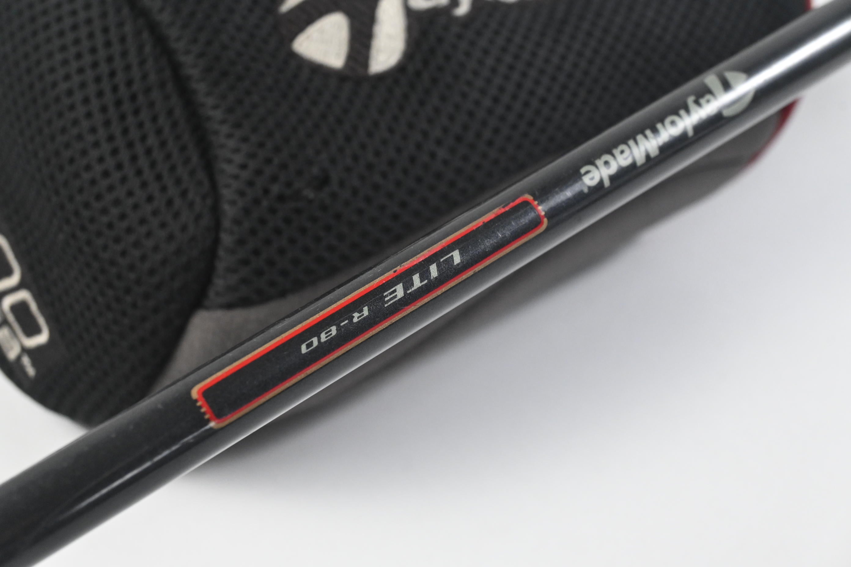 Taylormade 300 Ti Driver / 10.5 Degree / Regular Flex Taylormade Lite 80 Shaft