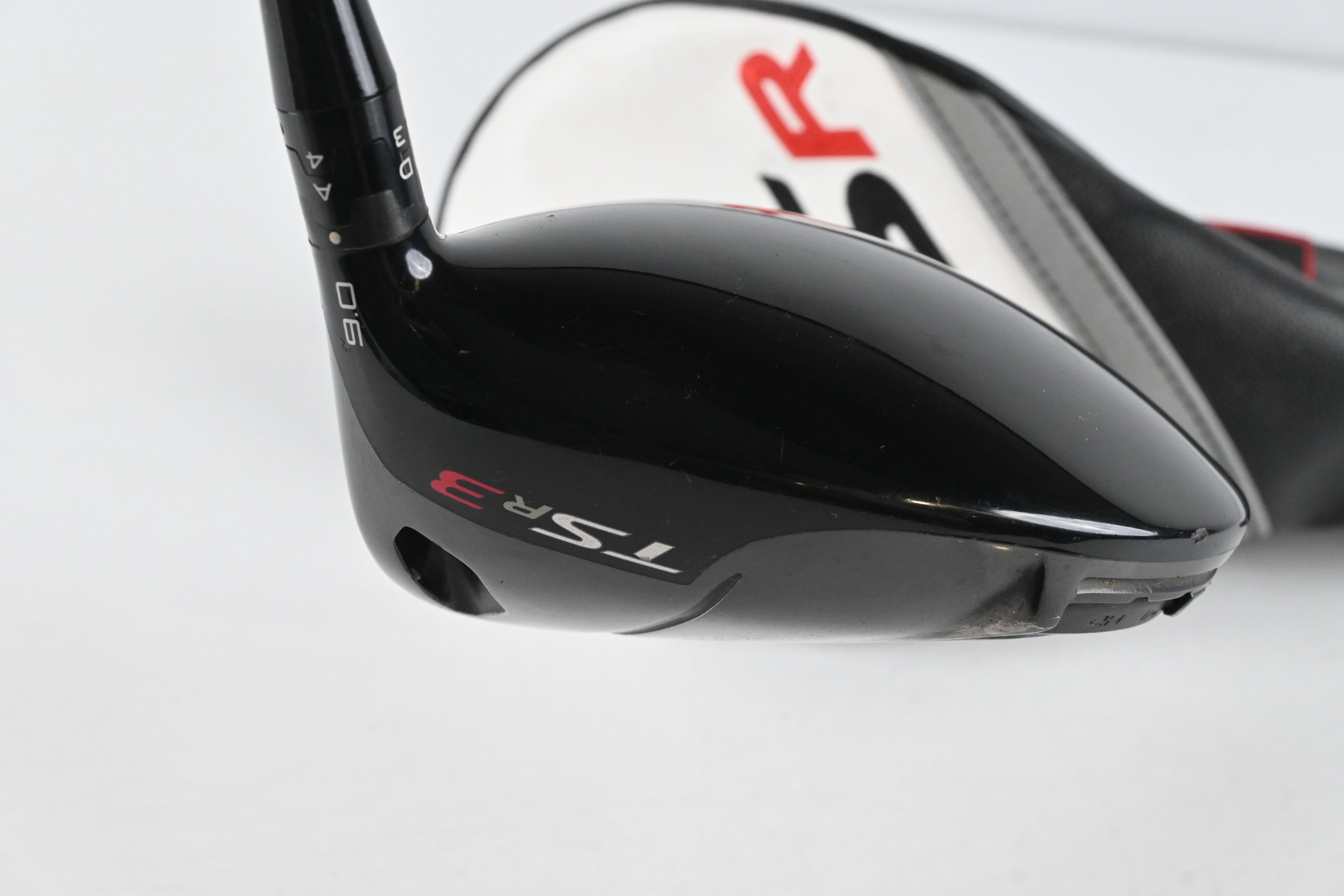 Titleist TSR3 Driver / 9 Degree / Regular Flex Fujikura Air Speeder 40 Shaft