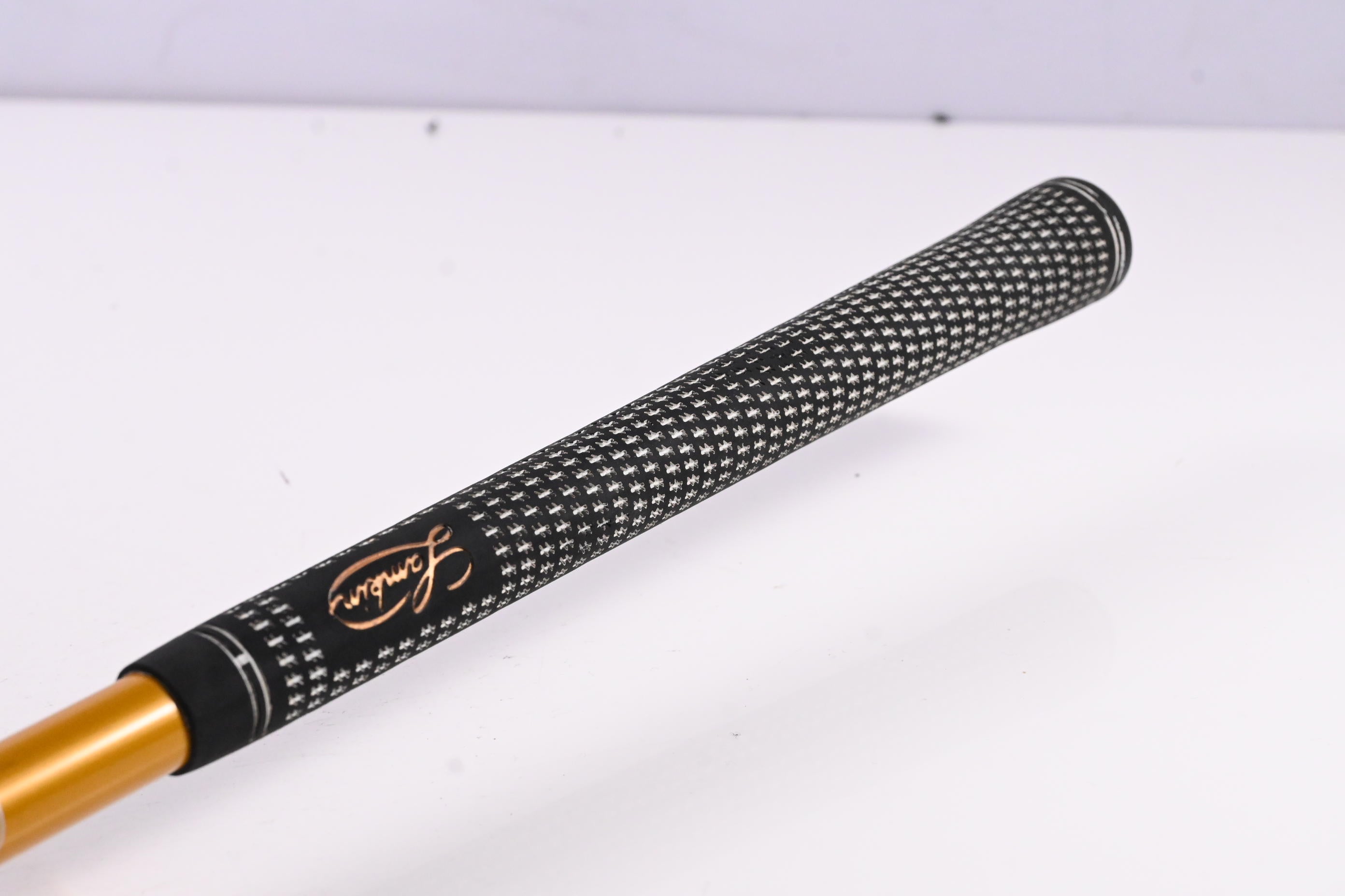 Taylormade R7 Superquad Driver / 10.5 Degree / Regular Flex Fujikura REAX 65