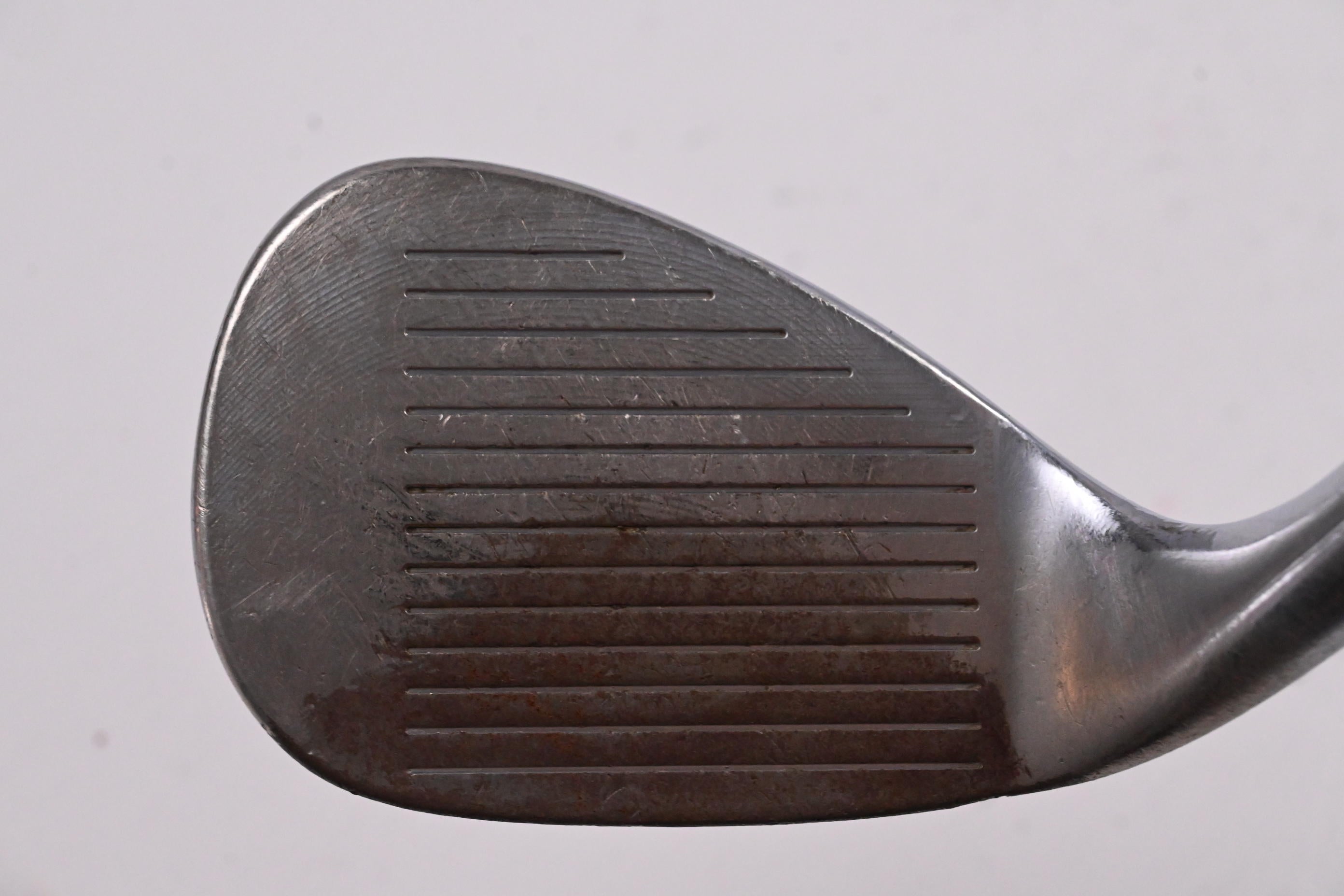 Cleveland 588 RTX Sand Wedge / 56 Degree / Wedge Flex Dynamic Gold Shaft