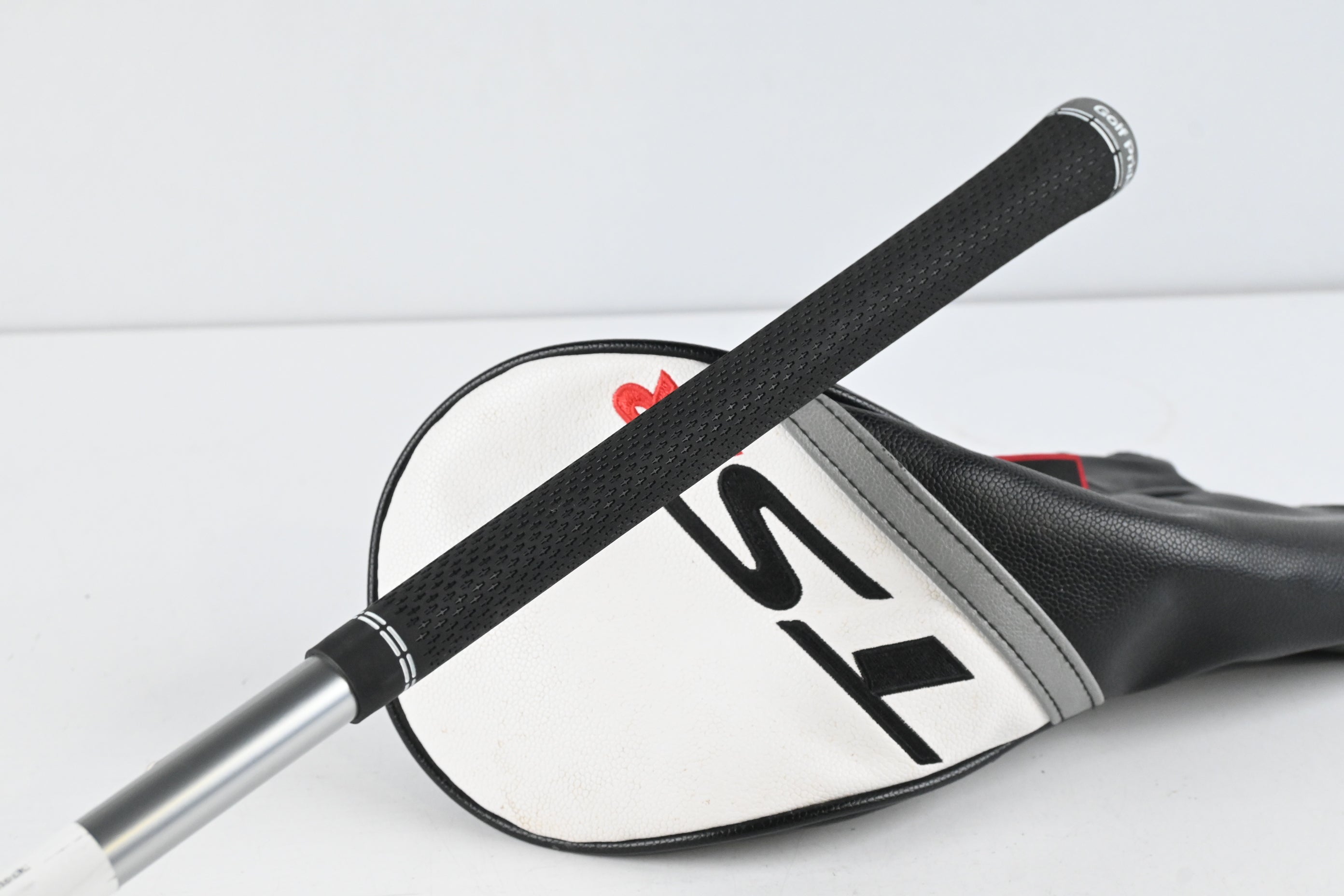Titleist TSR3 Driver / 9 Degree / Regular Flex Fujikura Air Speeder 40 Shaft