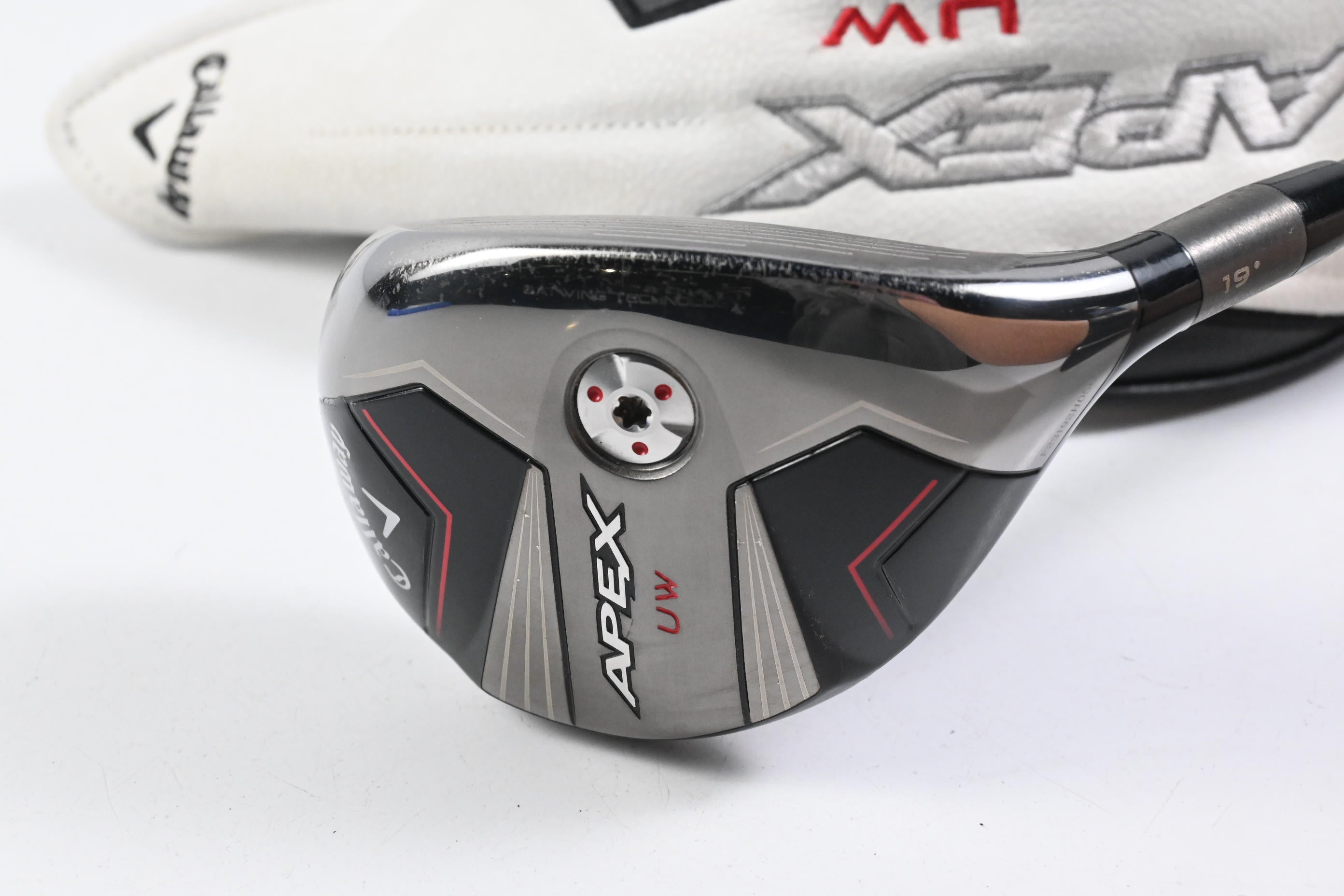 Callaway Apex UW 24 #3 Hybrid / 19 Degree / Regular Flex MMT Black 70 Shaft