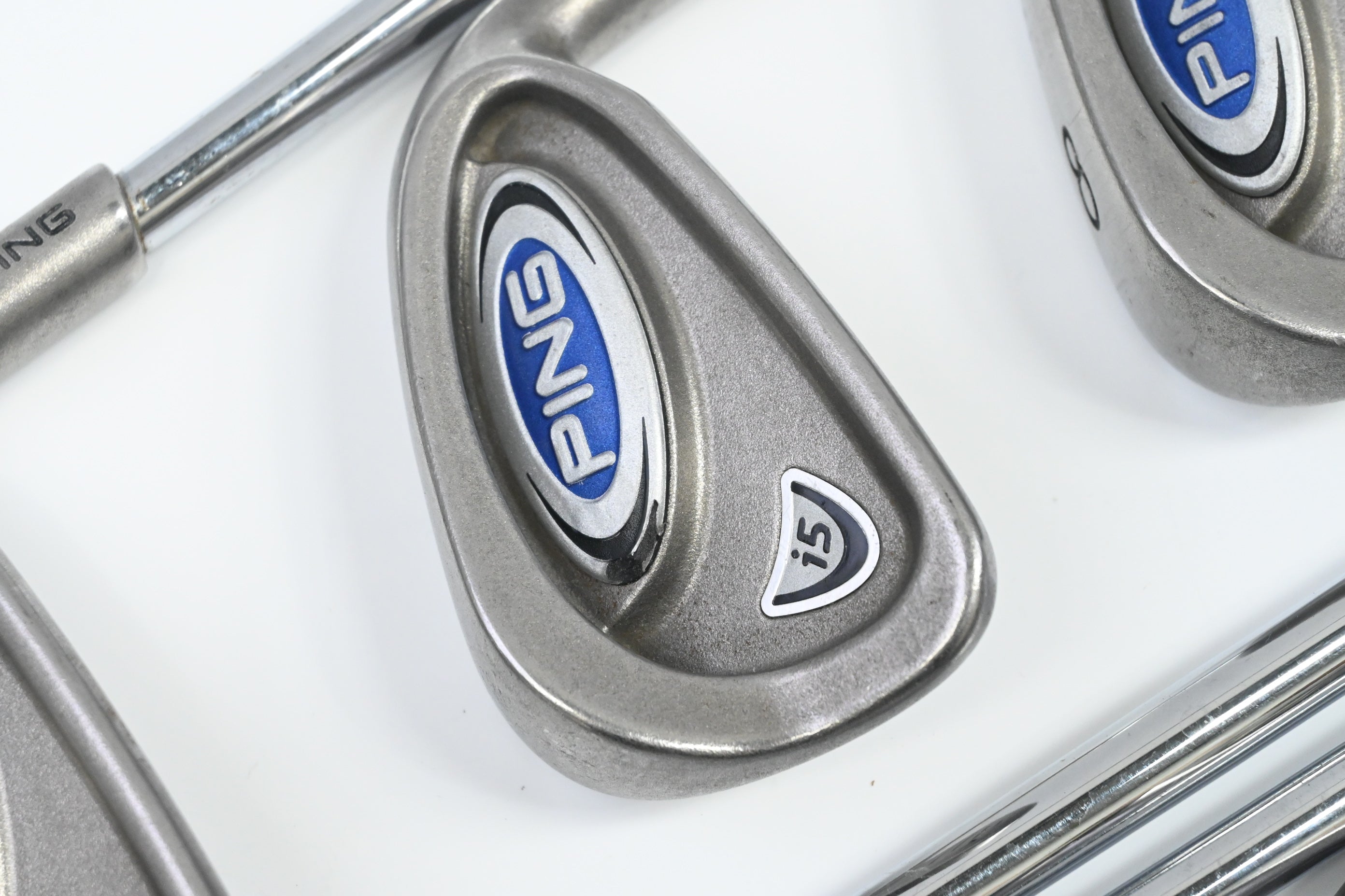 Ping i5 Irons / 6-PW+UW+SW / Blue Dot / Regular Flex Ping Shafts