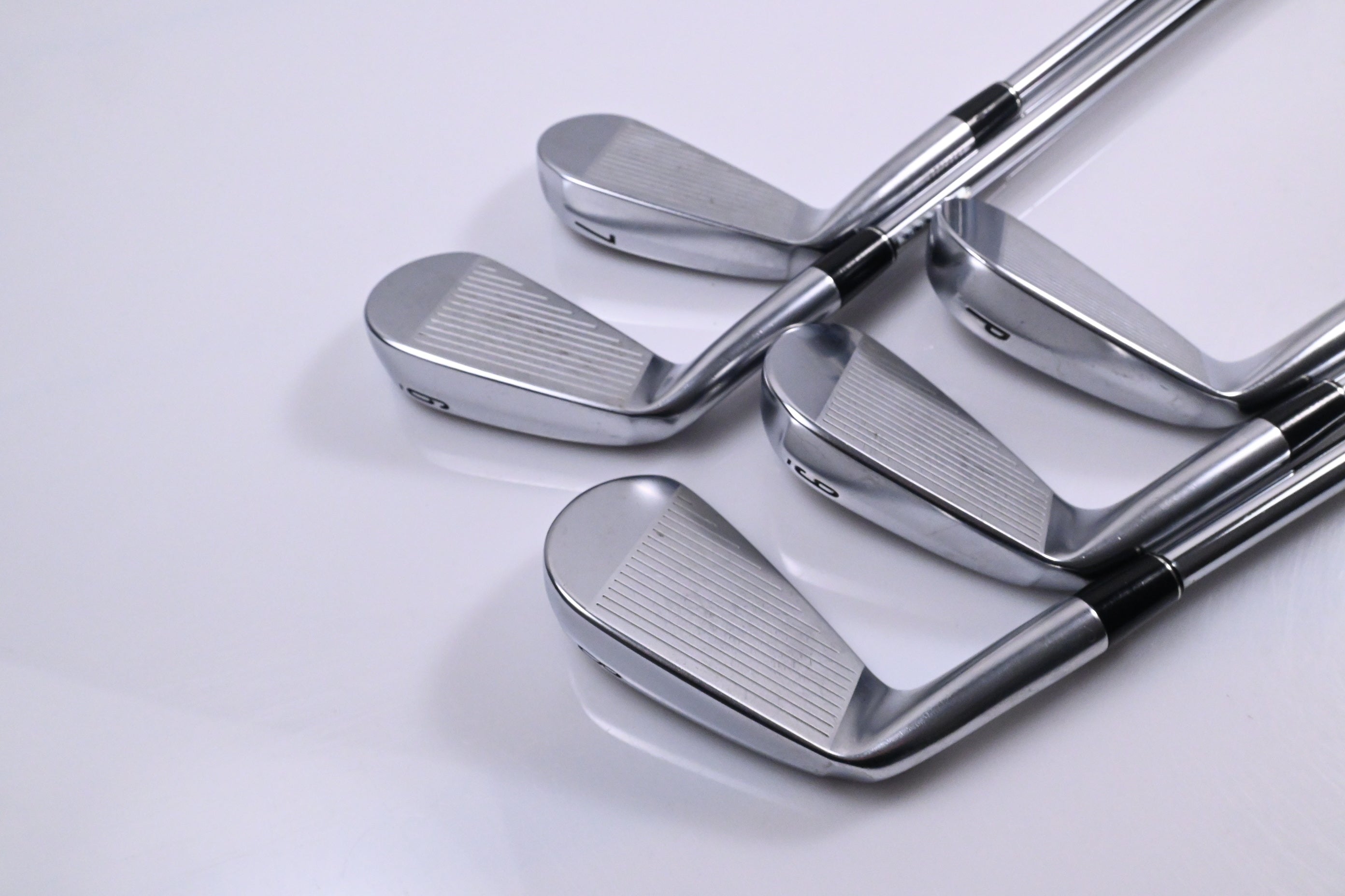 Srixon ZXi5 Irons / 6-PW / Regular Flex KBS Tour Lite Shafts