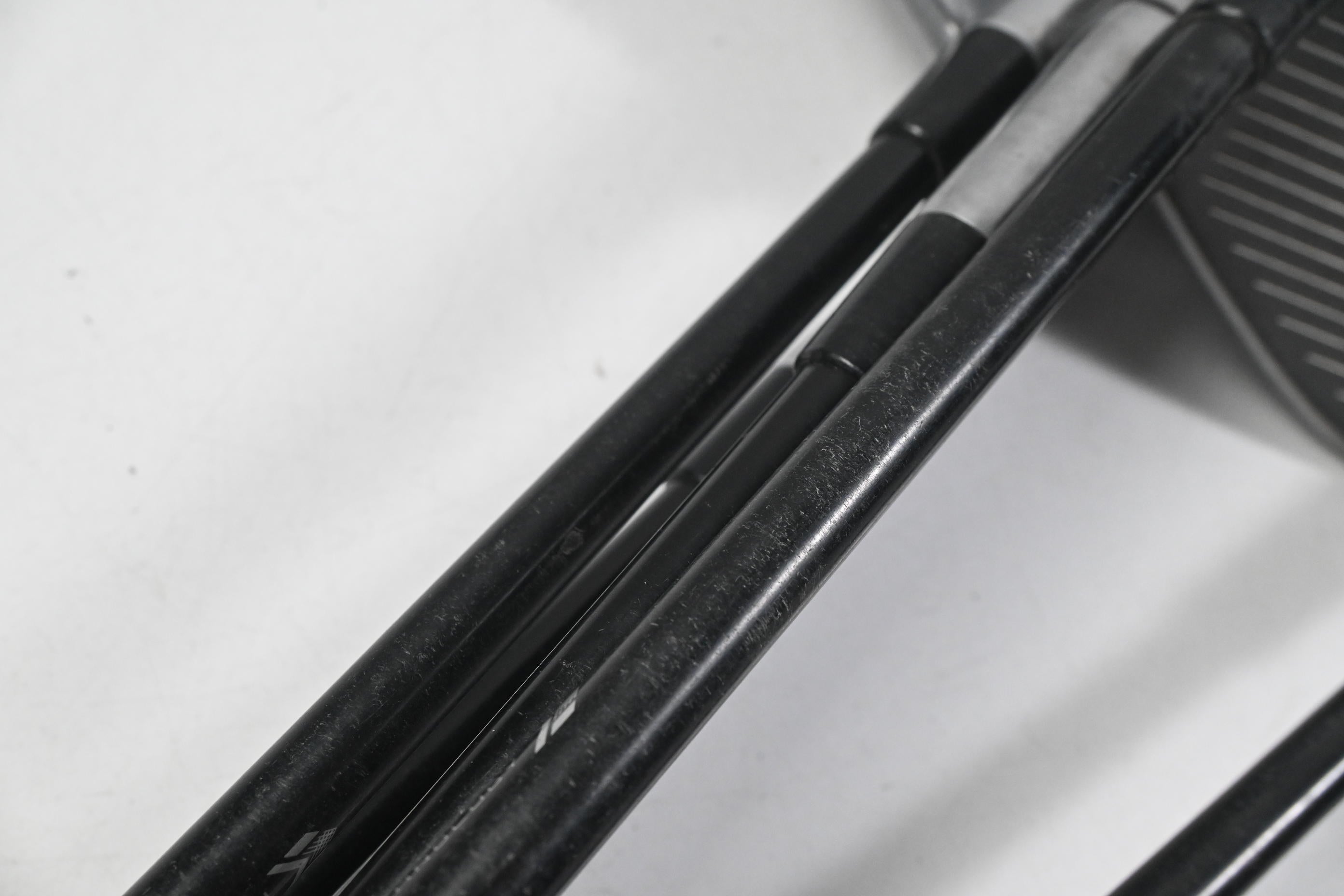 Taylormade P790 Ti Irons / 5-PW / Regular Flex MMT Black 65 Shaft