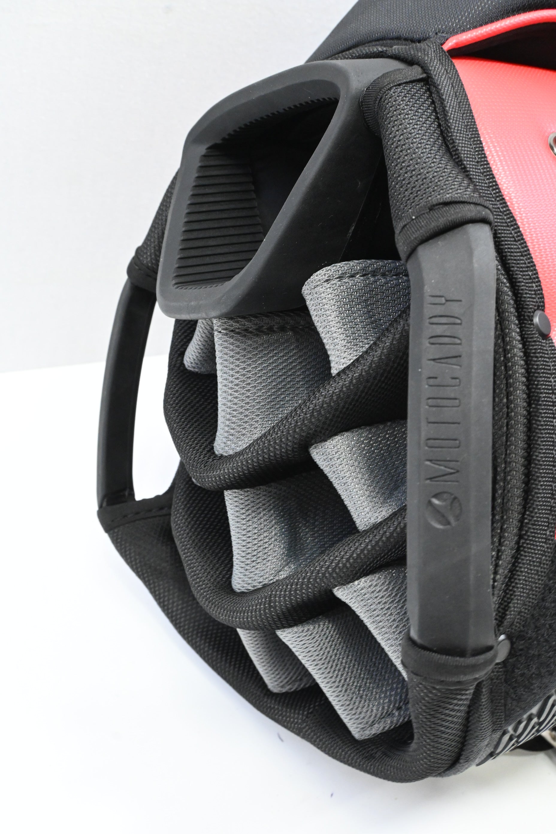 Motocaddy Pro Series Cart Bag / 14-Way / Black, Red