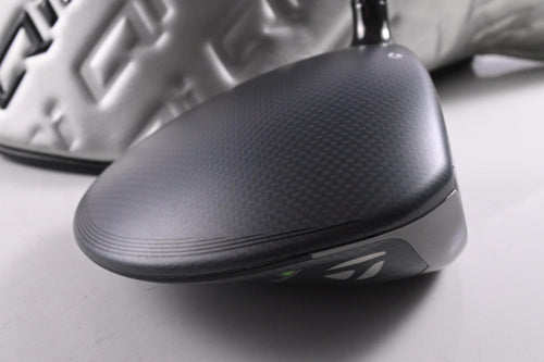Taylormade Qi35 Driver / 9 Degree / Regular Flex Speeder NX TCS 50 Shaft