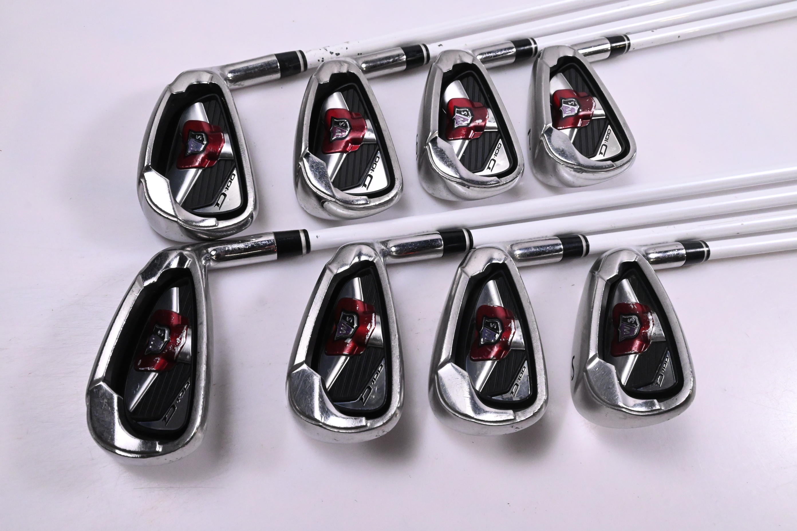 Wilson D100 Irons / 4-PW+SW / Regular Flex Matrix Studio 6.1 Shafts