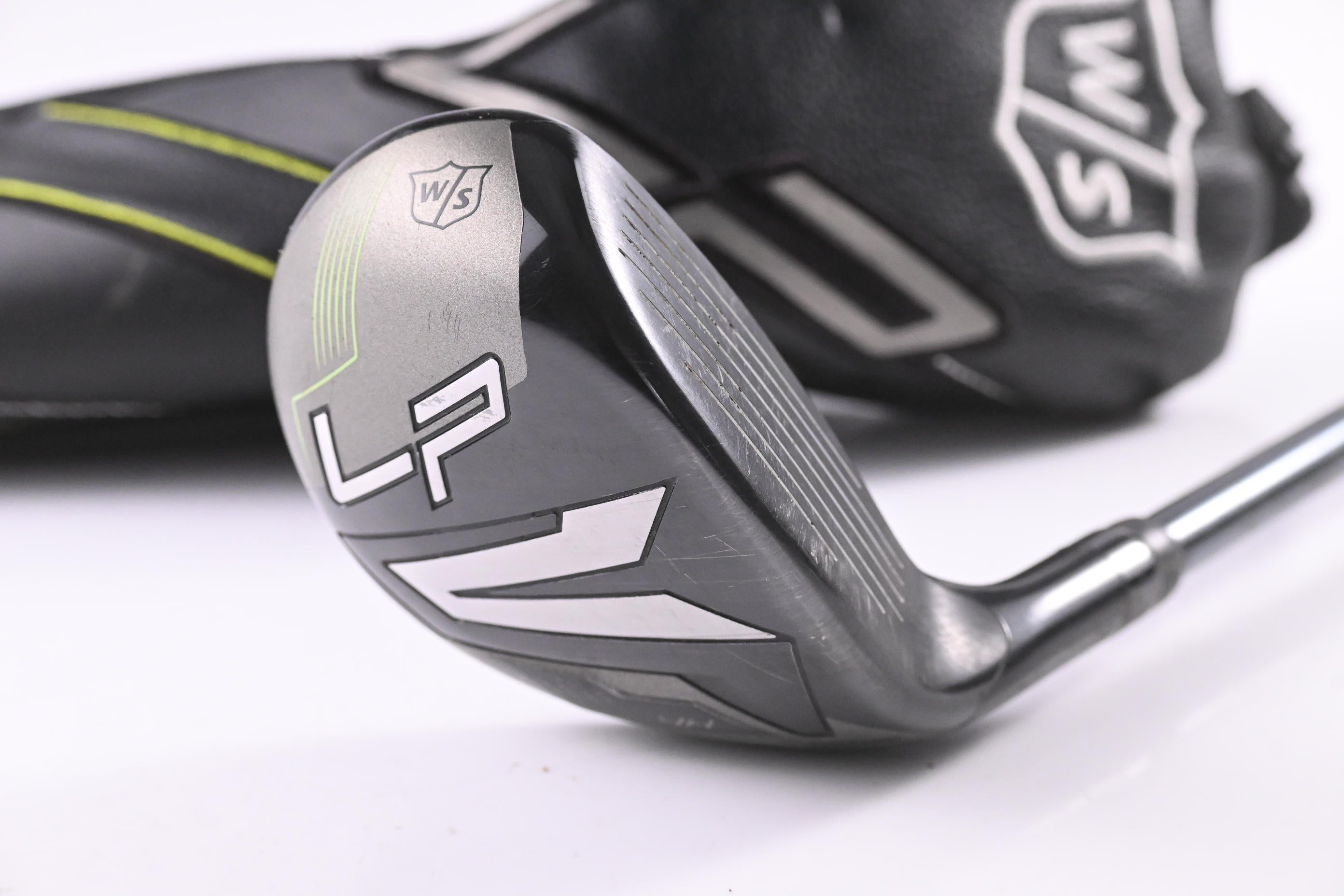 Ladies Wilson Launch Pad 2022 #4 Hybrid / 22.5 Degree / Ladies Flex Recoil Dart