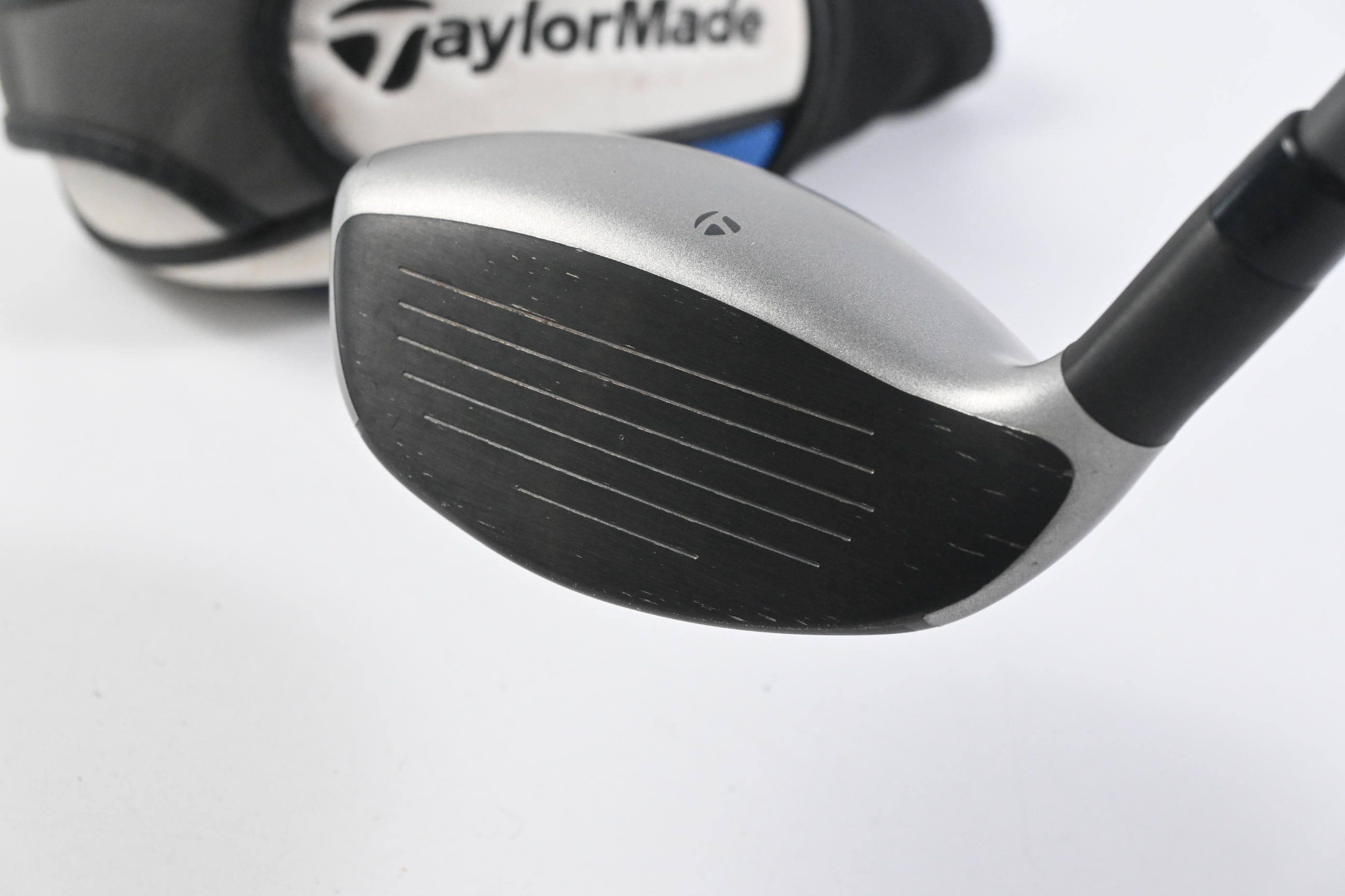 Taylormade SLDR-S #6 Hybrid / 28 Degree / Senior Flex Fujikura Speeder 62