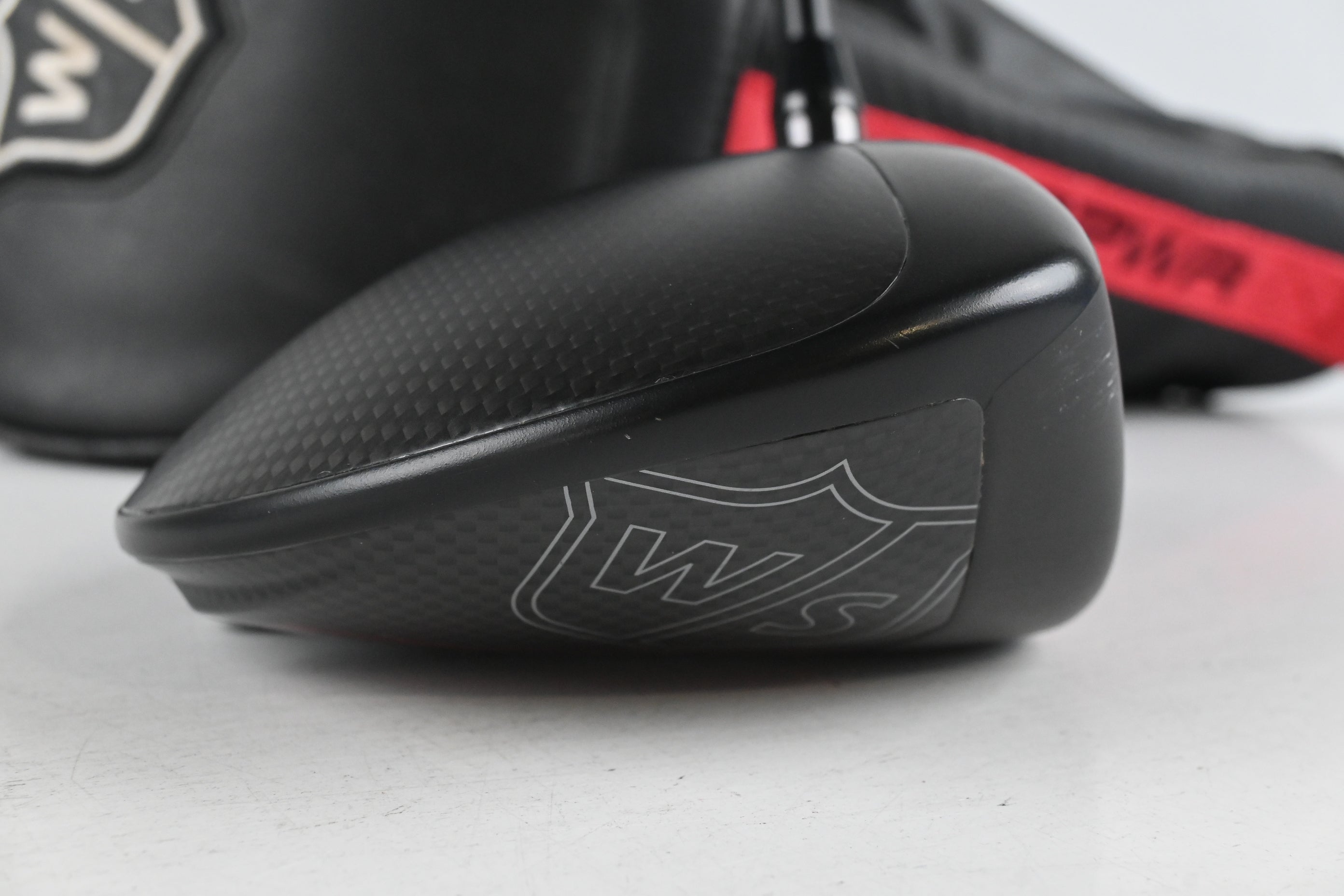 Wilson Dynapower Carbon 2023 Driver / 12 Degree / Senior Flex UST Nano Core 5