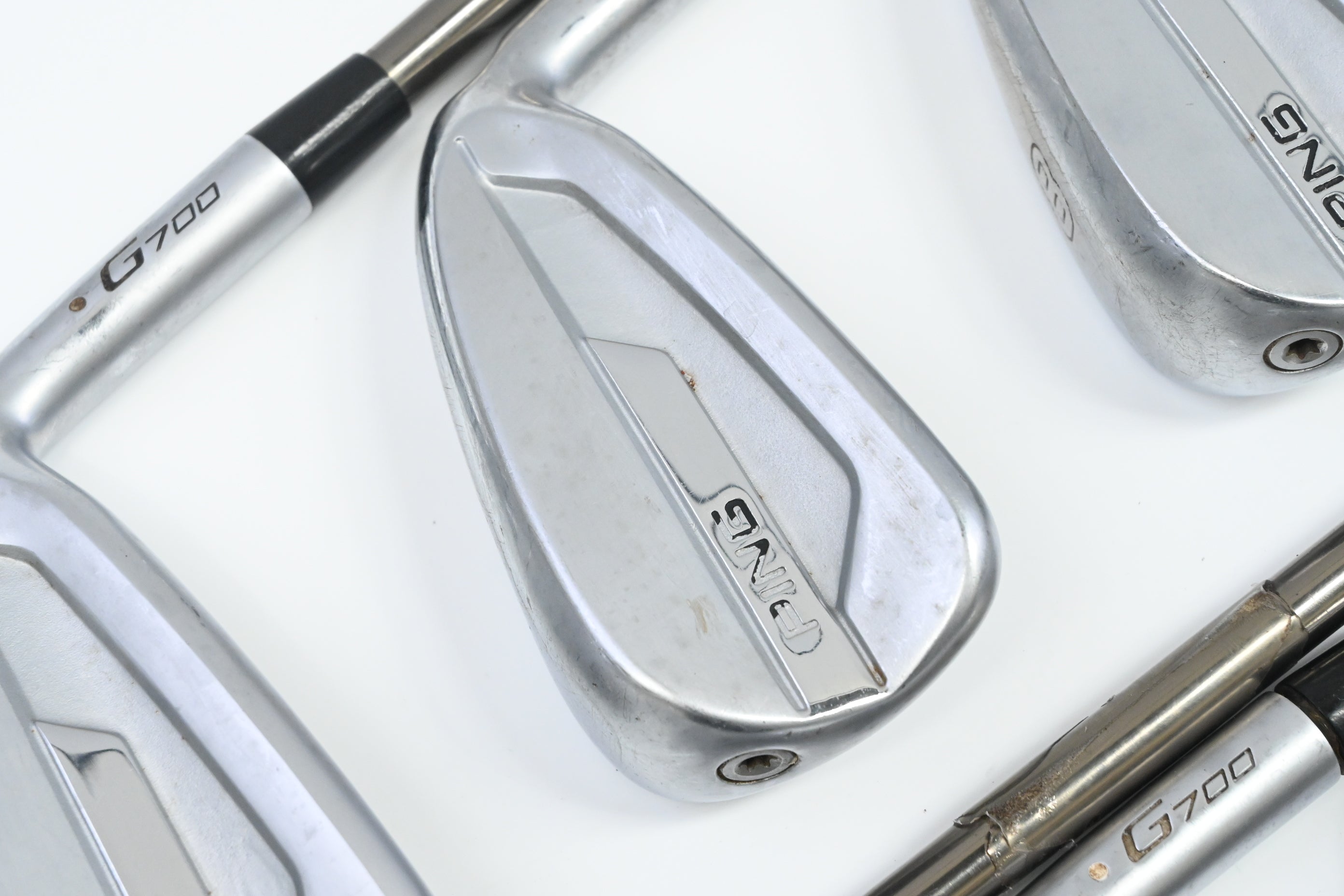 Ping G700 Irons / 6-PW+SW / White Dot / Regular Flex UST Recoil ES 780 Shafts