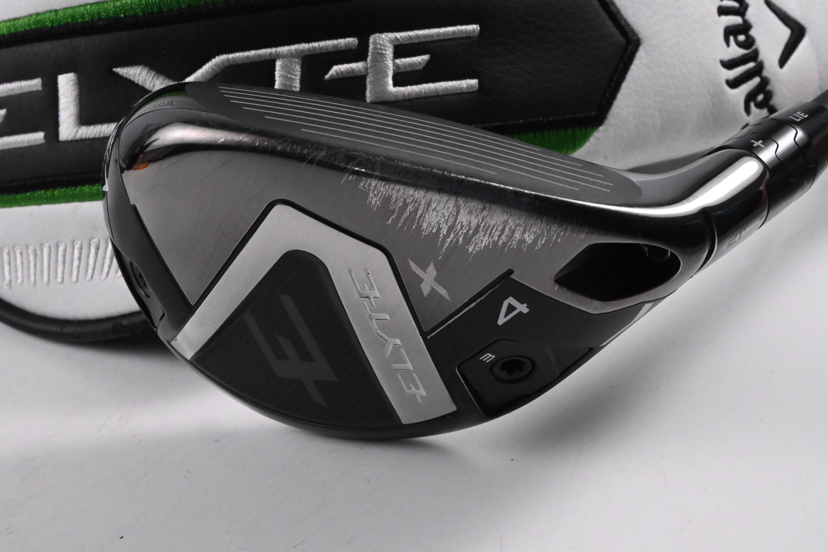 Callaway Elyte X #4 Hybrid / 21 Degree / Senior Flex Vanquish 5 Shaft