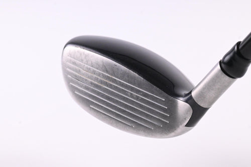 Titleist 909H #2 Hybrid / 17 Degree / Stiff Flex Aldila VooDoo HY Shaft