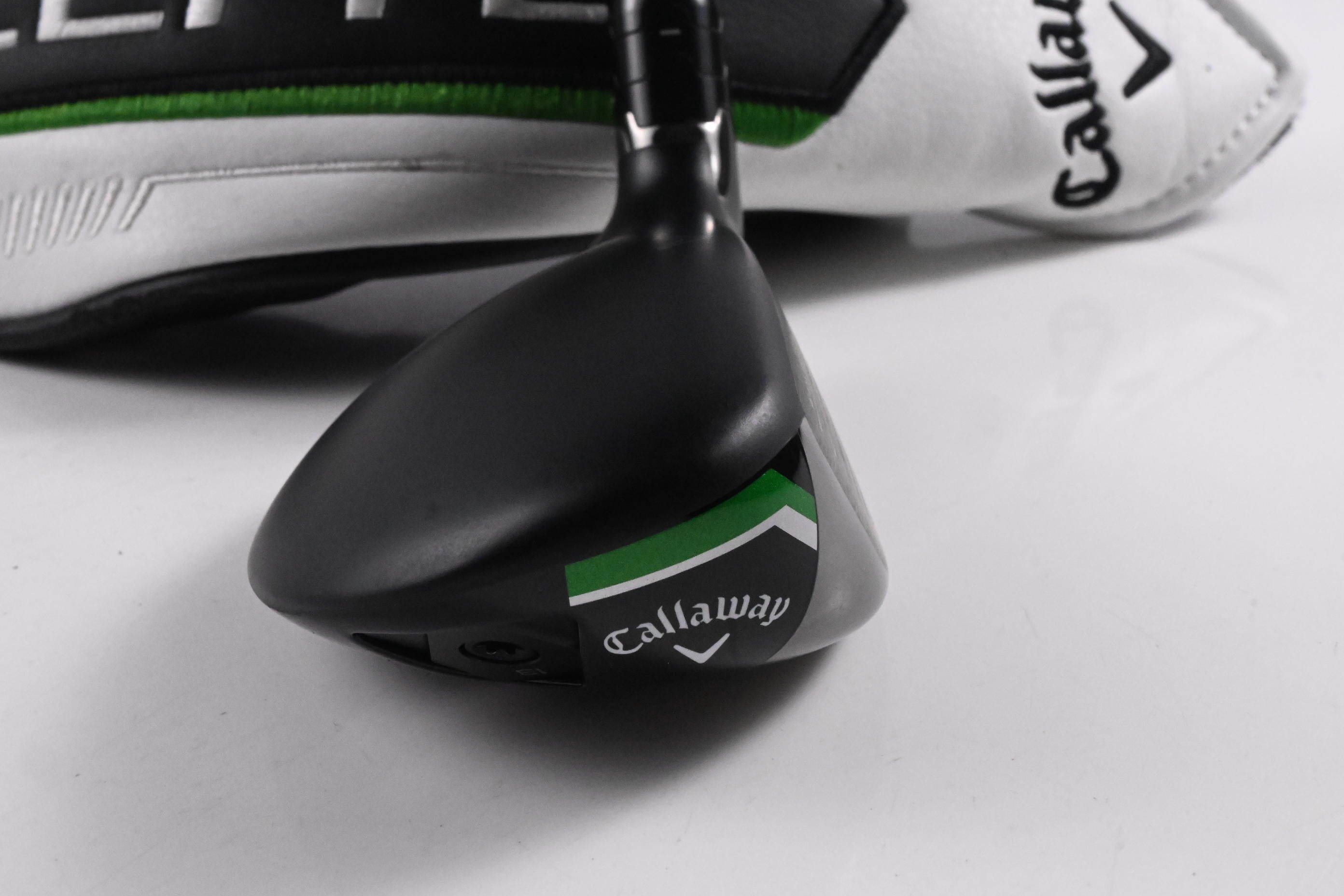 Callaway Elyte X #4 Hybrid / 21 Degree / Senior Flex Vanquish 5 Shaft