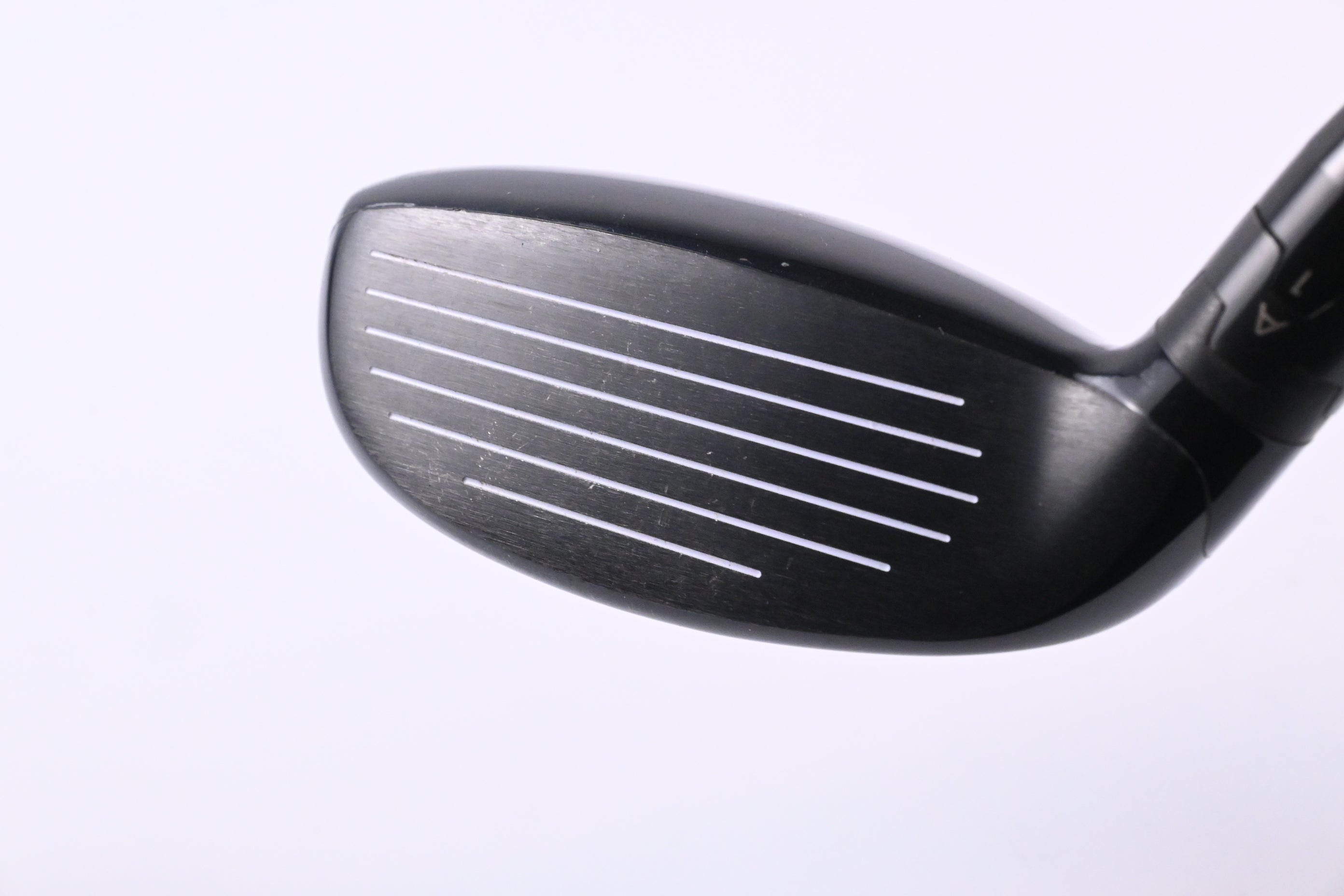 Titleist 915H #2 Hybrid / 18 Degree / Regular Flex Diamana M+ Red 60 Shaft