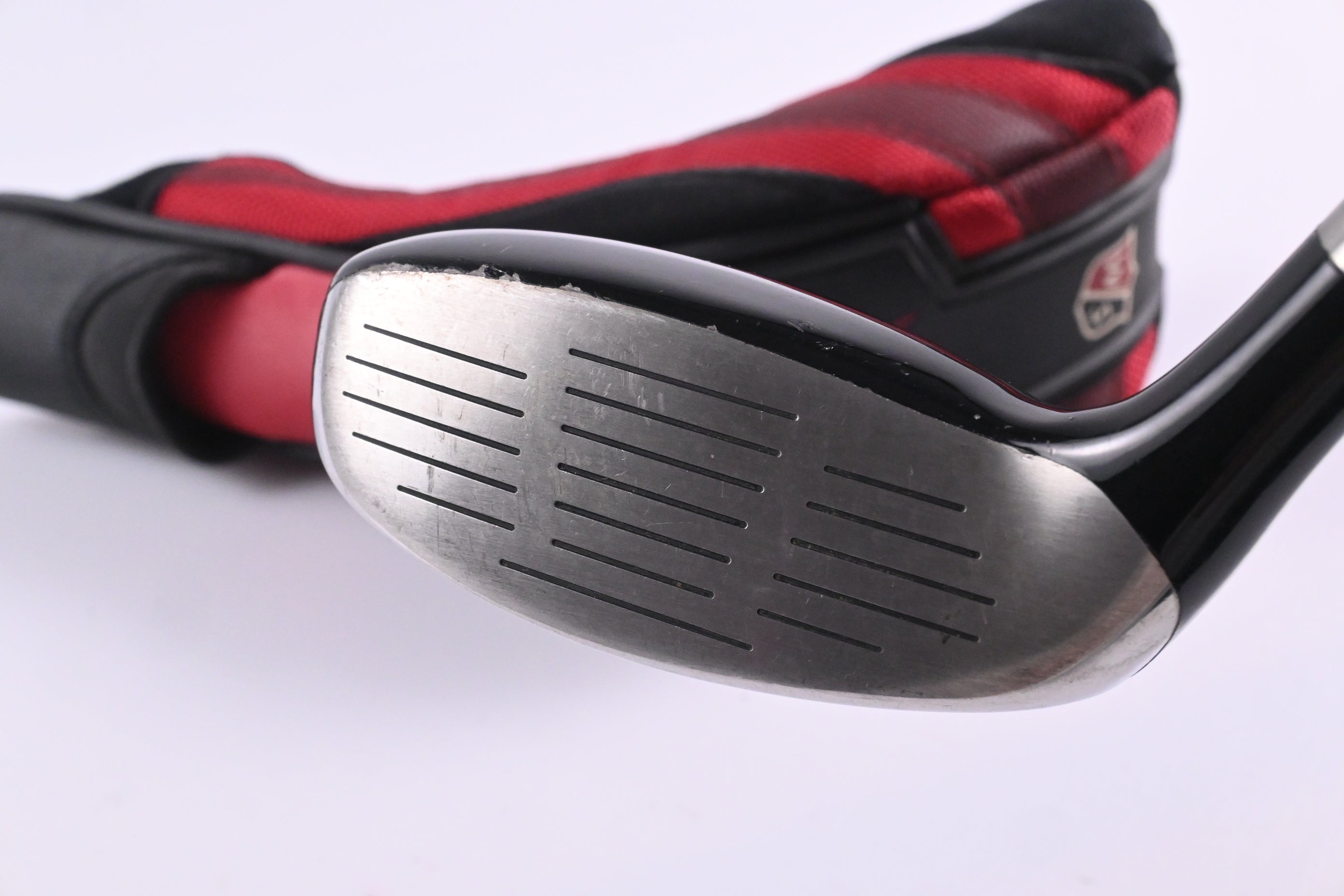 Wilson Staff DXi #3 Hybrid / 19 Degree / Regular Flex Aldila Voodoo 8 Shaft
