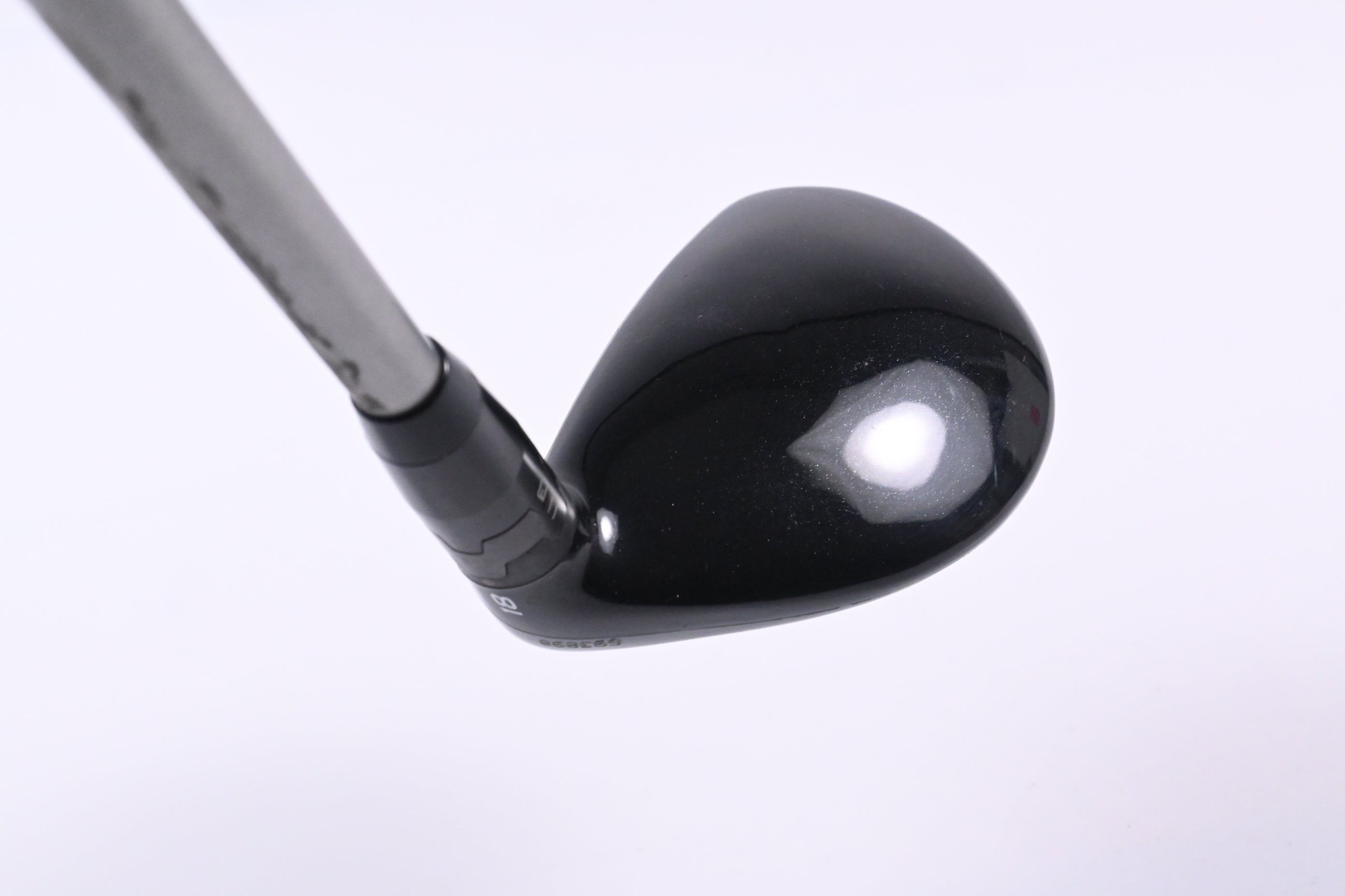Titleist 915H #2 Hybrid / 18 Degree / Regular Flex Diamana M+ Red 60 Shaft
