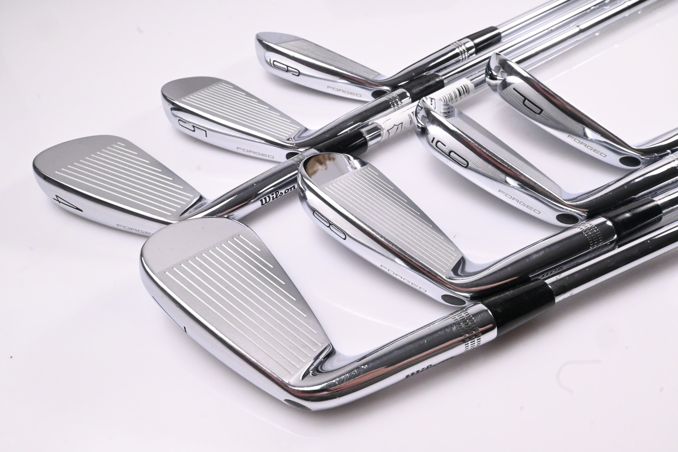 Wilson Staff Model Blade 2024 Irons / 4-PW / Stiff Flex Dynamic Gold Mid 115