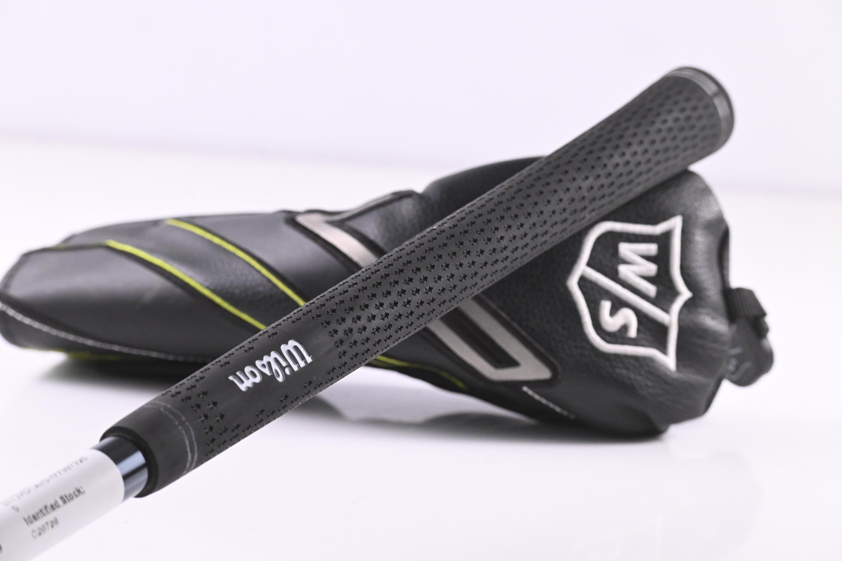 Ladies Wilson Launch Pad 2022 #4 Hybrid / 22.5 Degree / Ladies Flex Recoil Dart