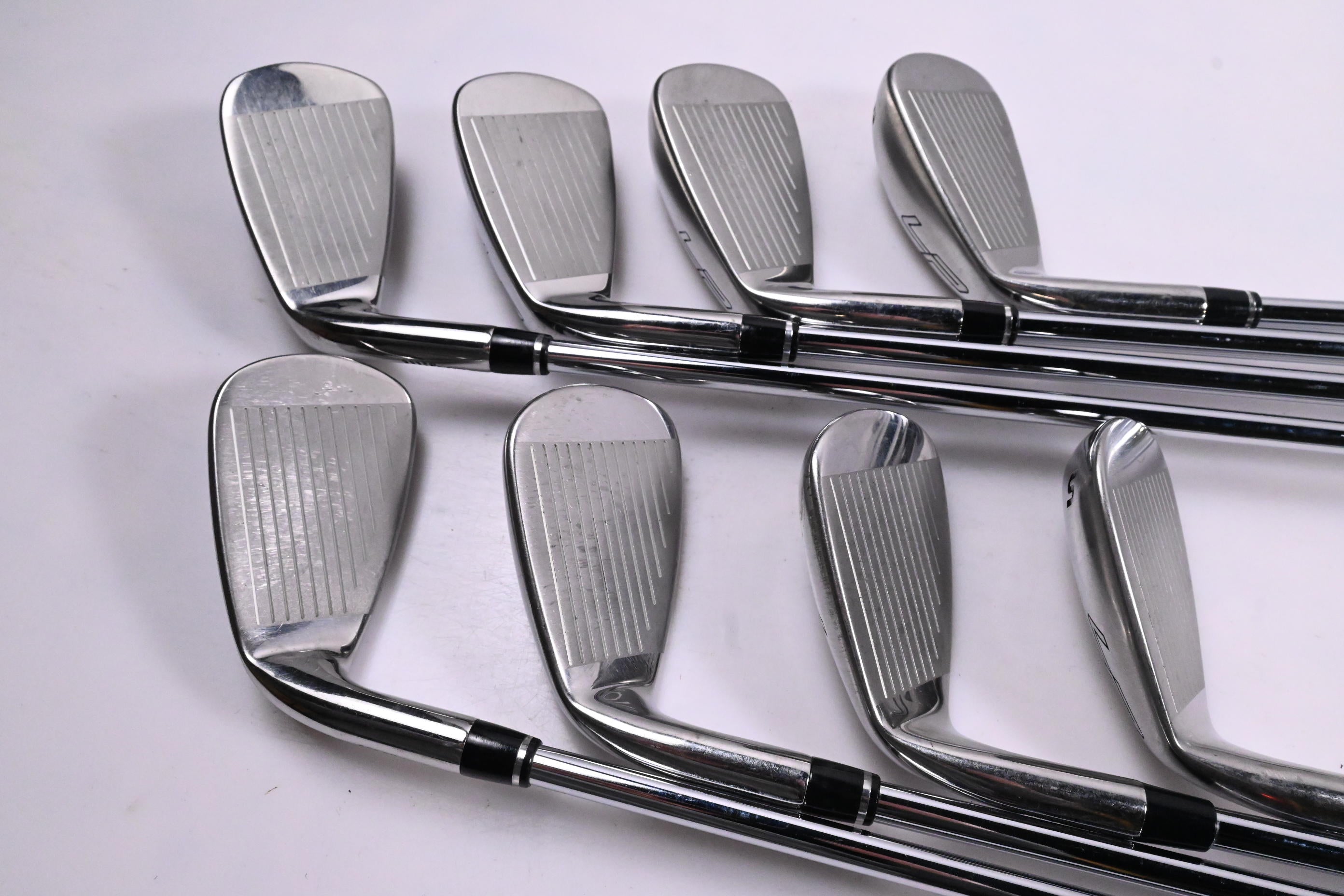 Wilson Launch Pad 2022 Irons / 5-PW+GW+SW / UniFlex KBS MAX UltraLite Shaft