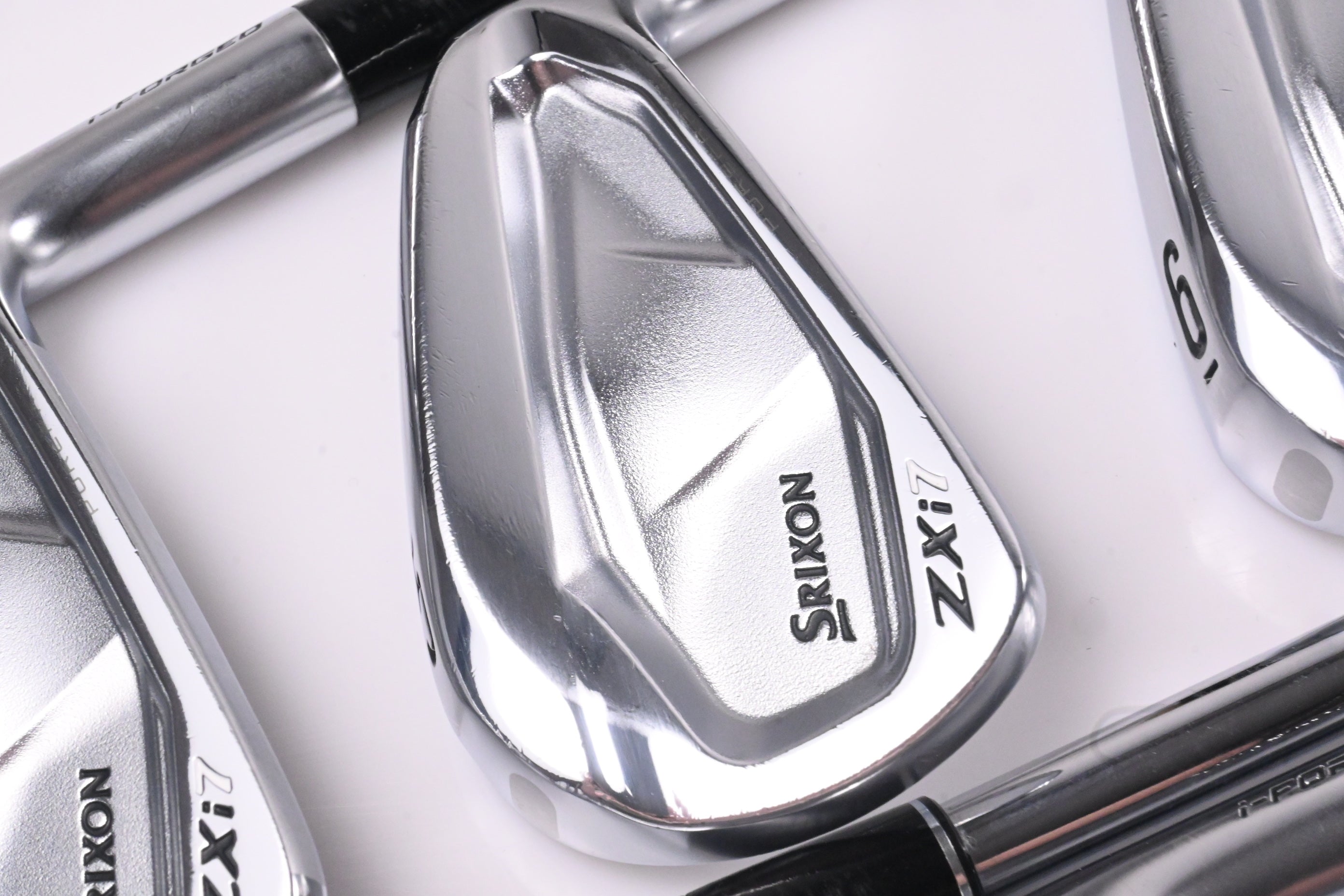 Srixon ZXi7 Irons / 4-PW / X-Flex N.S.Pro Modus³ Tour 130 Shafts